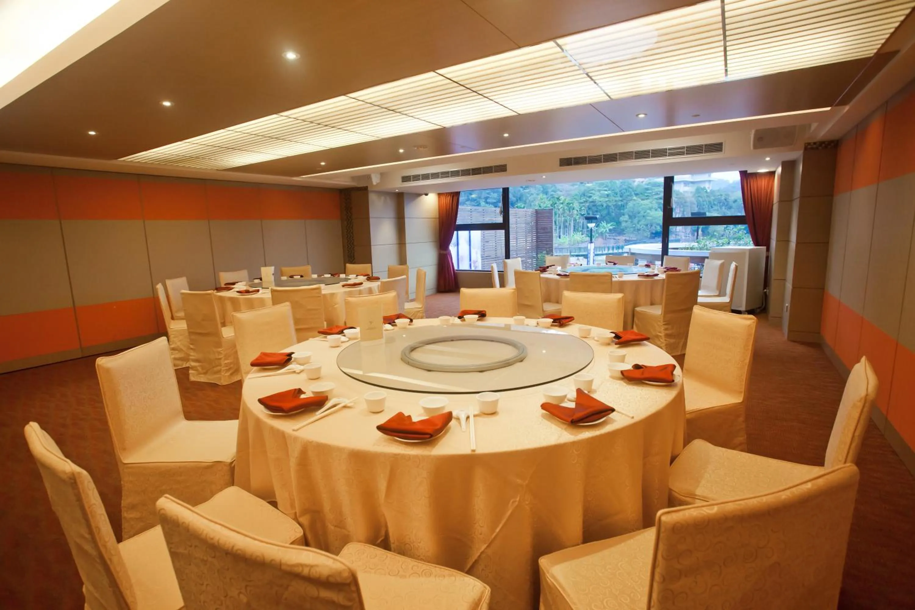 Restaurant/places to eat in Sun Moon Lake Hotel