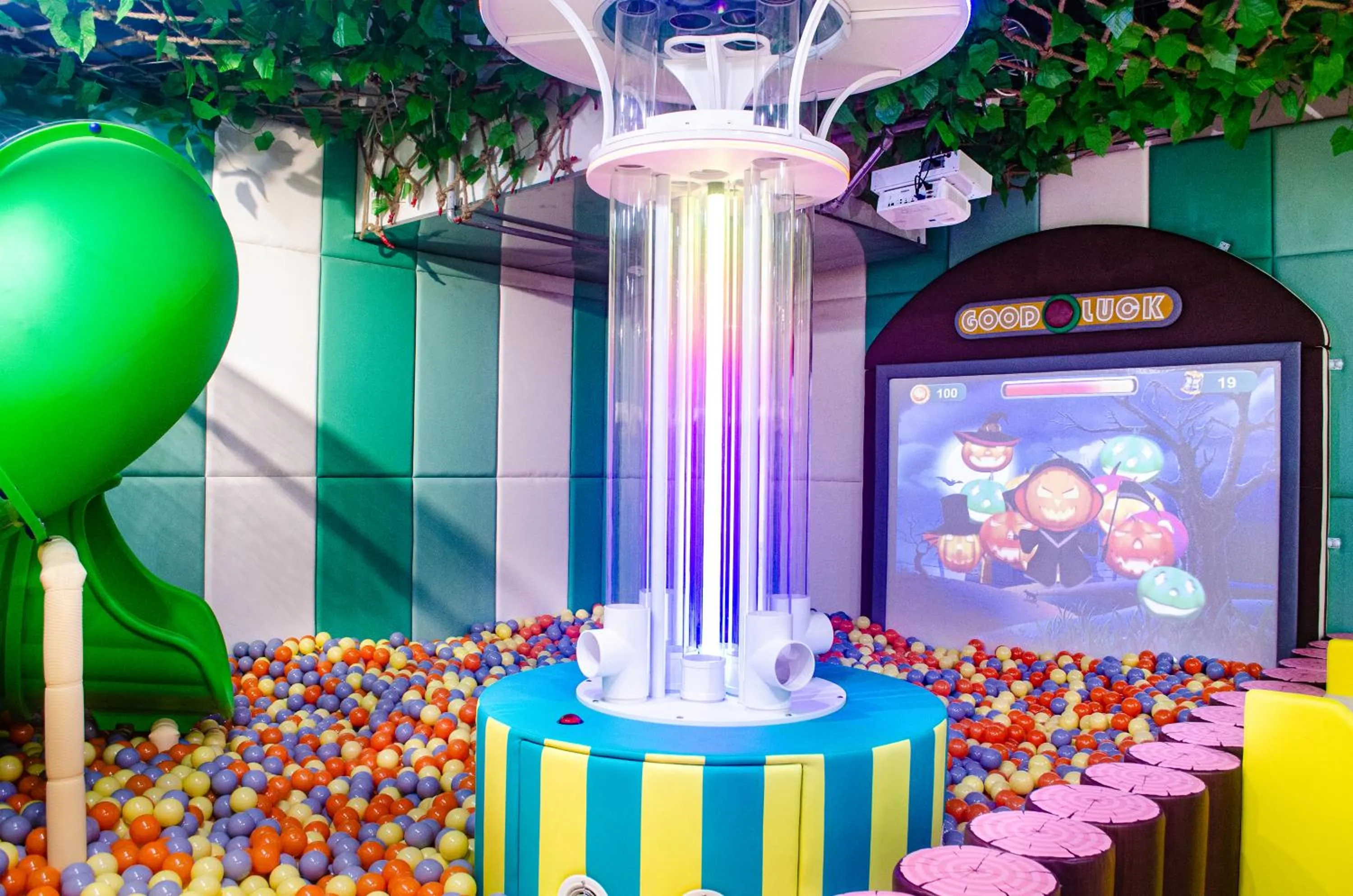 Kids's club in Sun Moon Lake Hotel