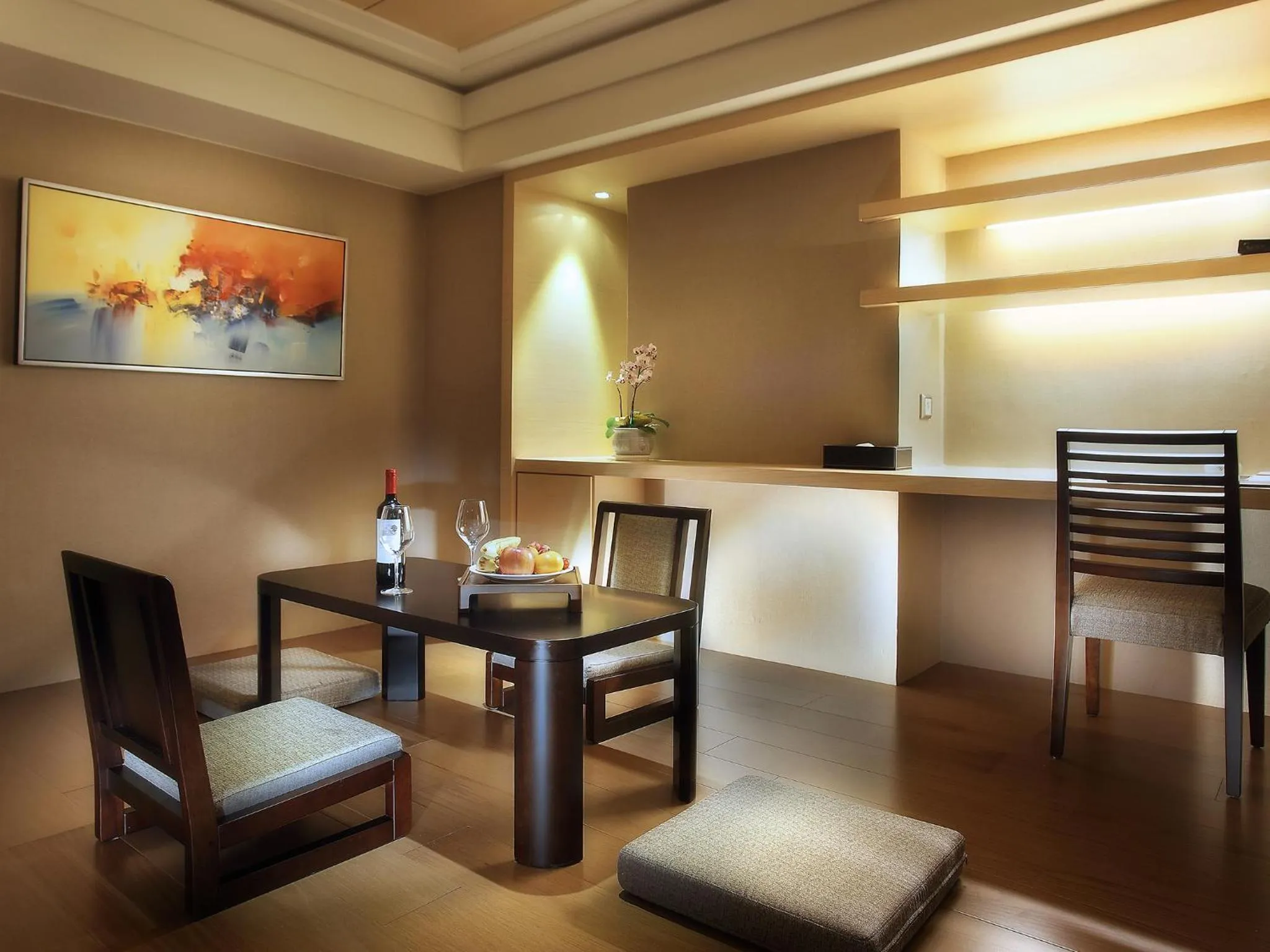 Living room in Sun Moon Lake Hotel