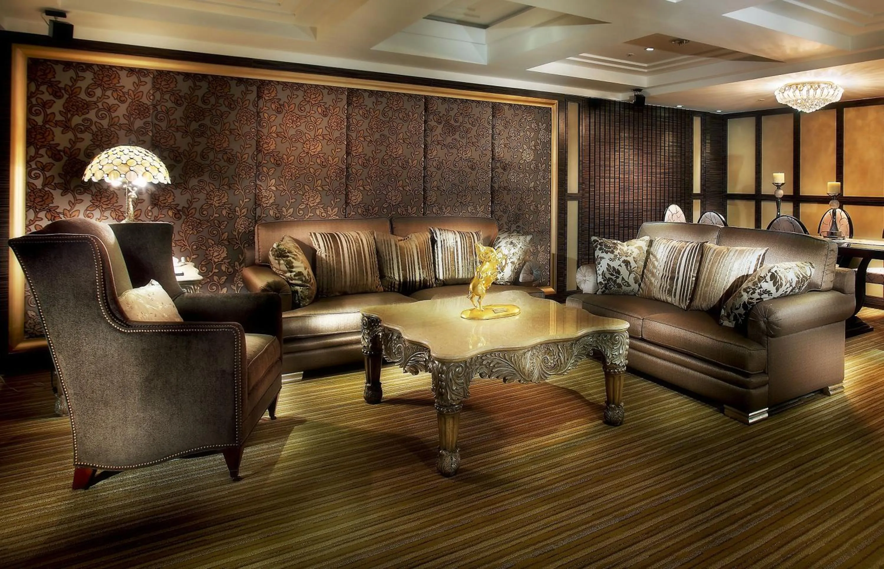 Living room in Sun Moon Lake Hotel