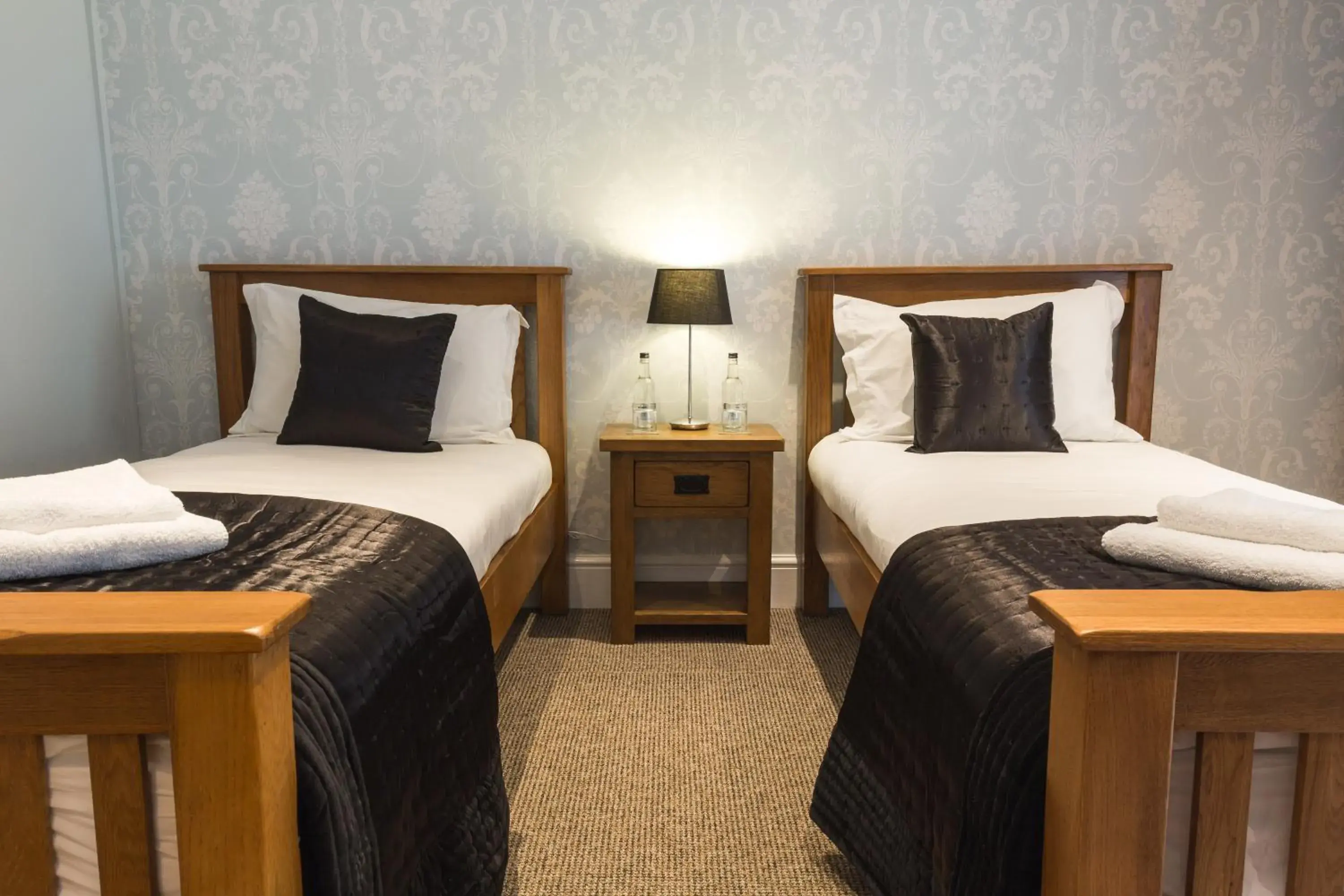 Deluxe Twin Room in The Cambrian Inn Deluxe Twin Room in The Cambrian Inn