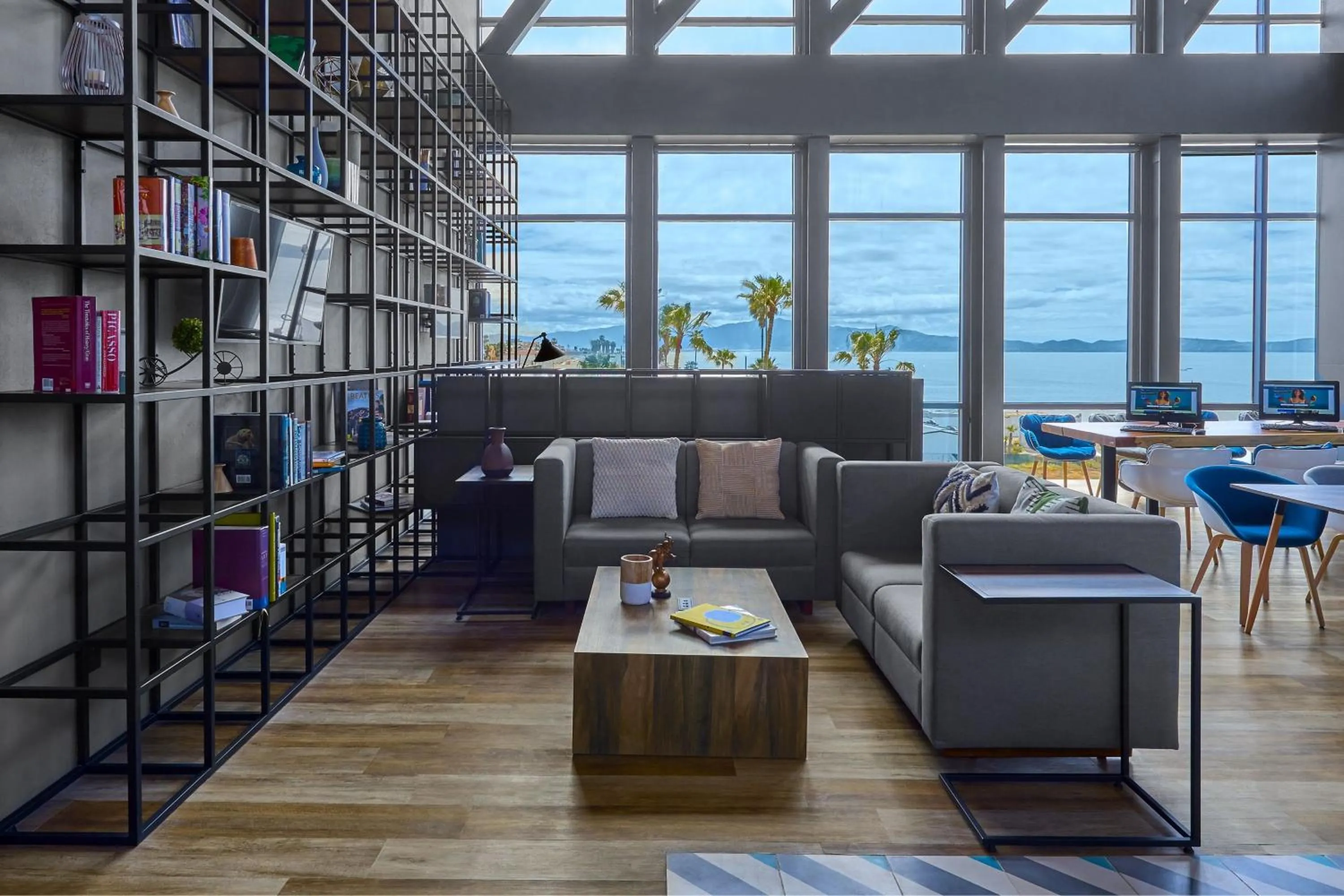 Living room in City Express Plus by Marriott Ensenada