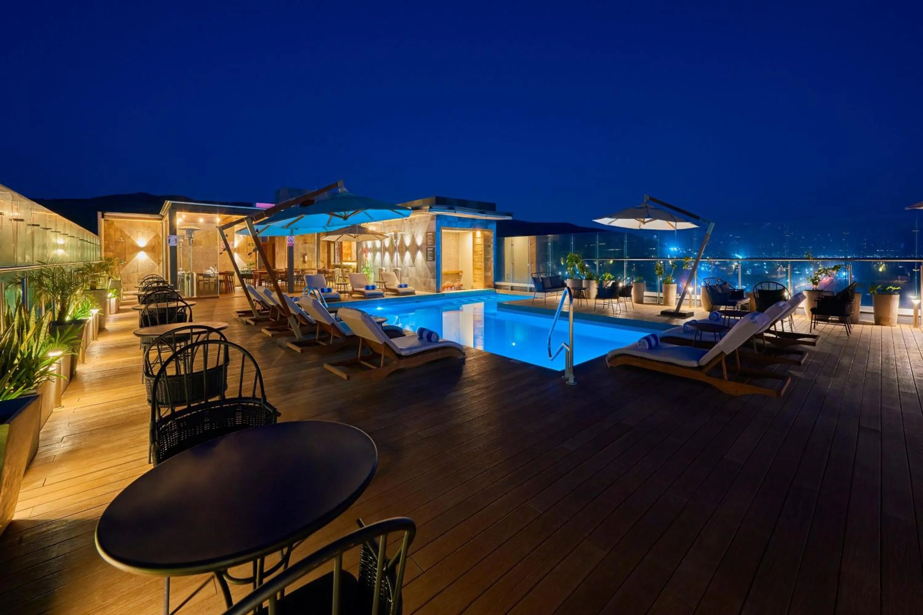 Swimming pool in City Express Plus by Marriott Ensenada