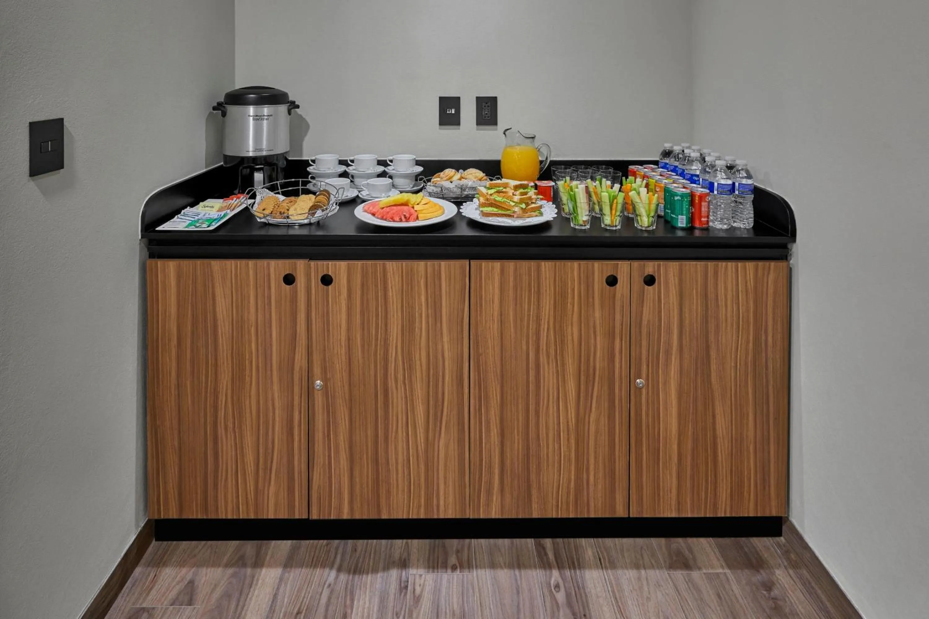 Meeting/conference room in City Express Plus by Marriott Ensenada