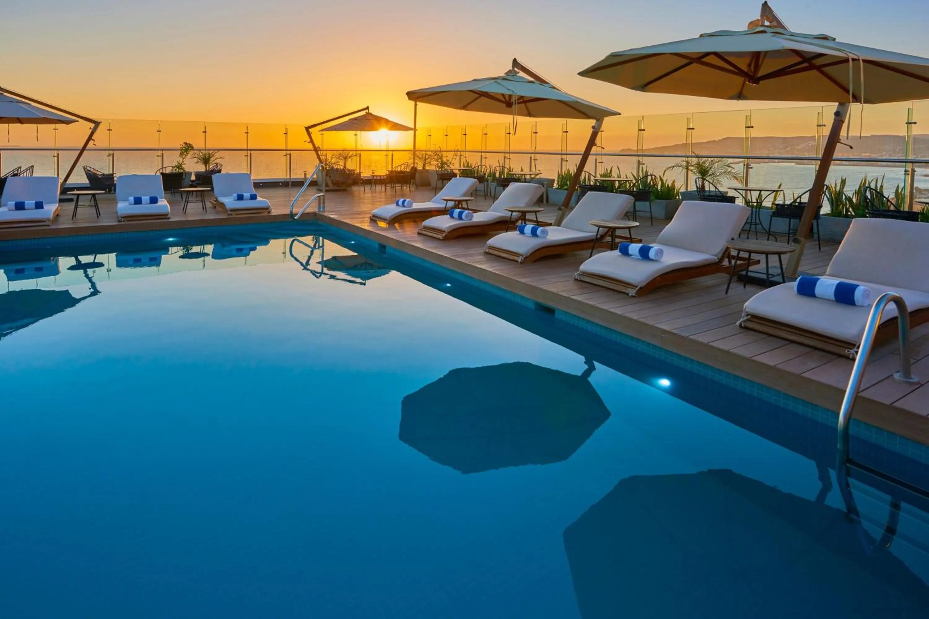 Swimming pool in City Express Plus by Marriott Ensenada