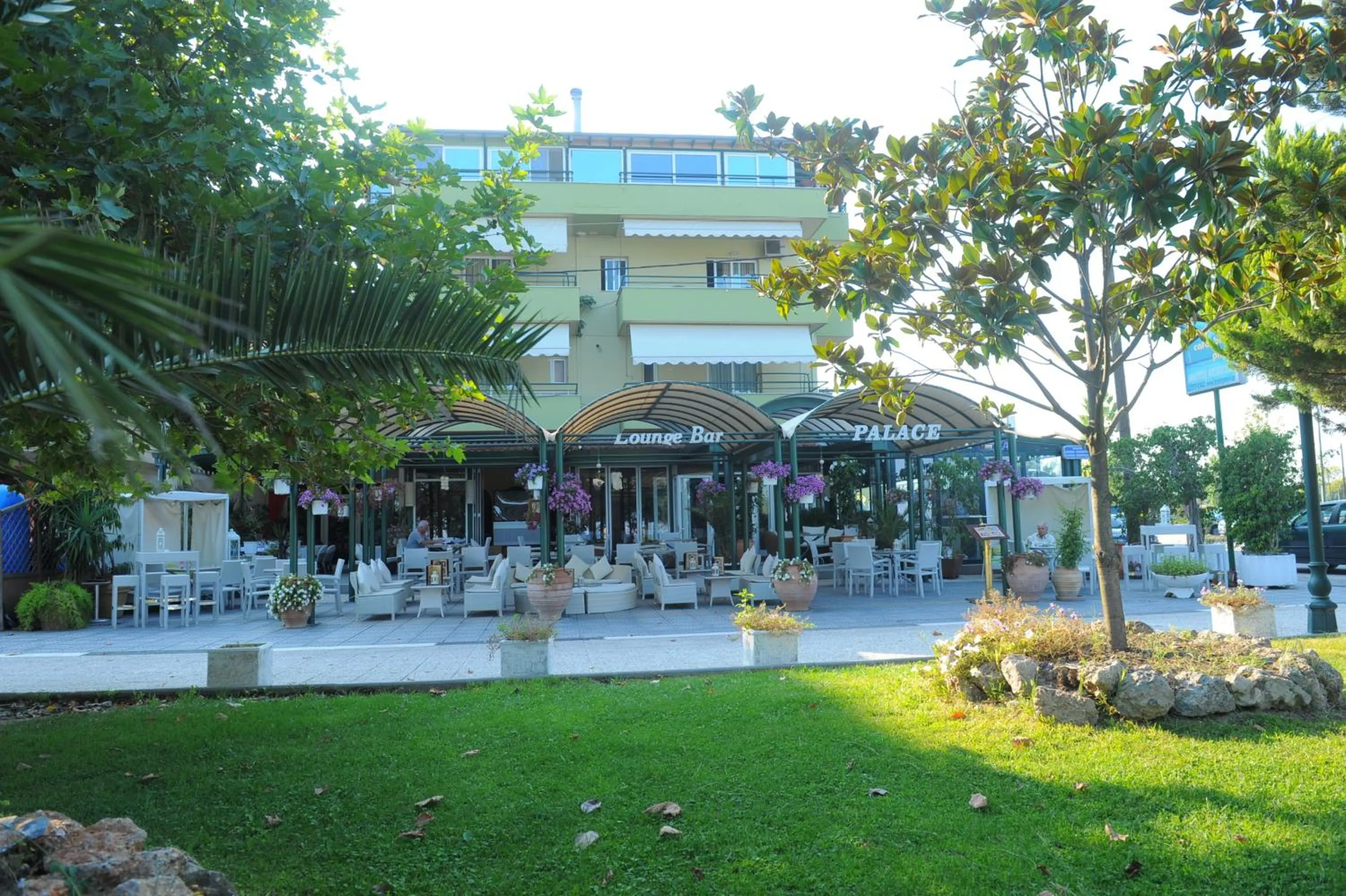 Facade/entrance, Property Building in Hotel Platon Beach