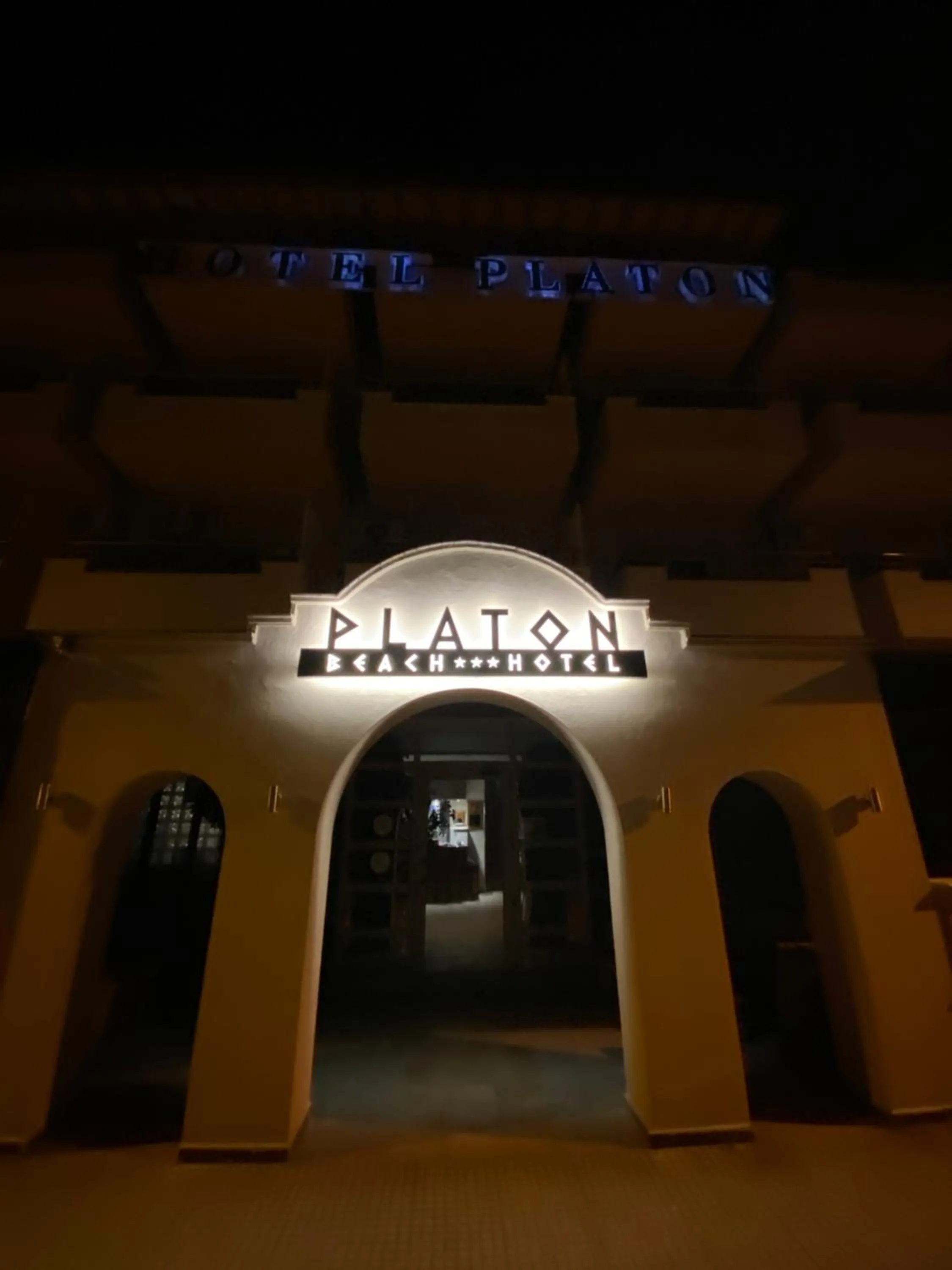 Property building in Hotel Platon Beach