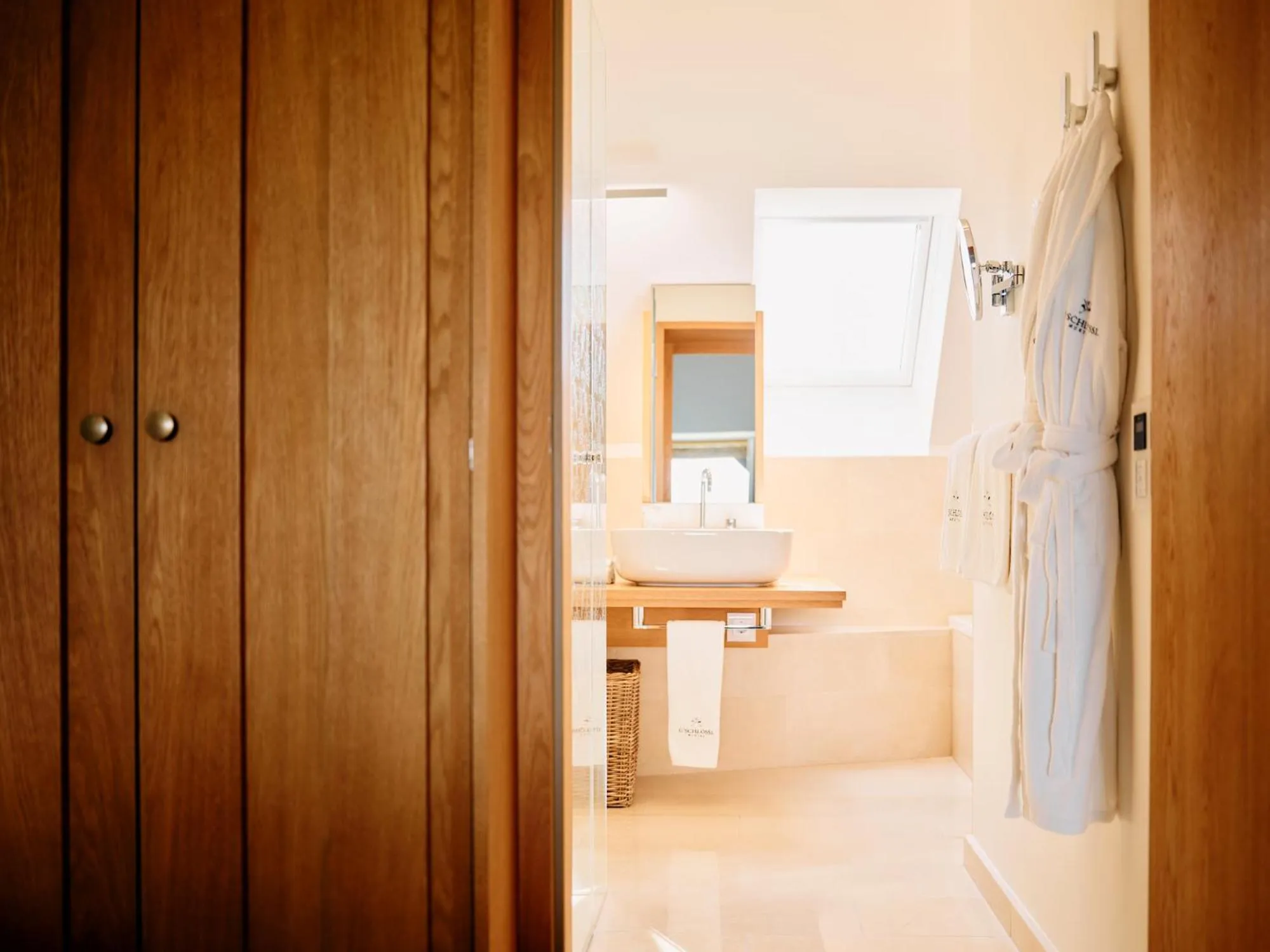 Bathroom in TAUROA G'Schlössl Murtal