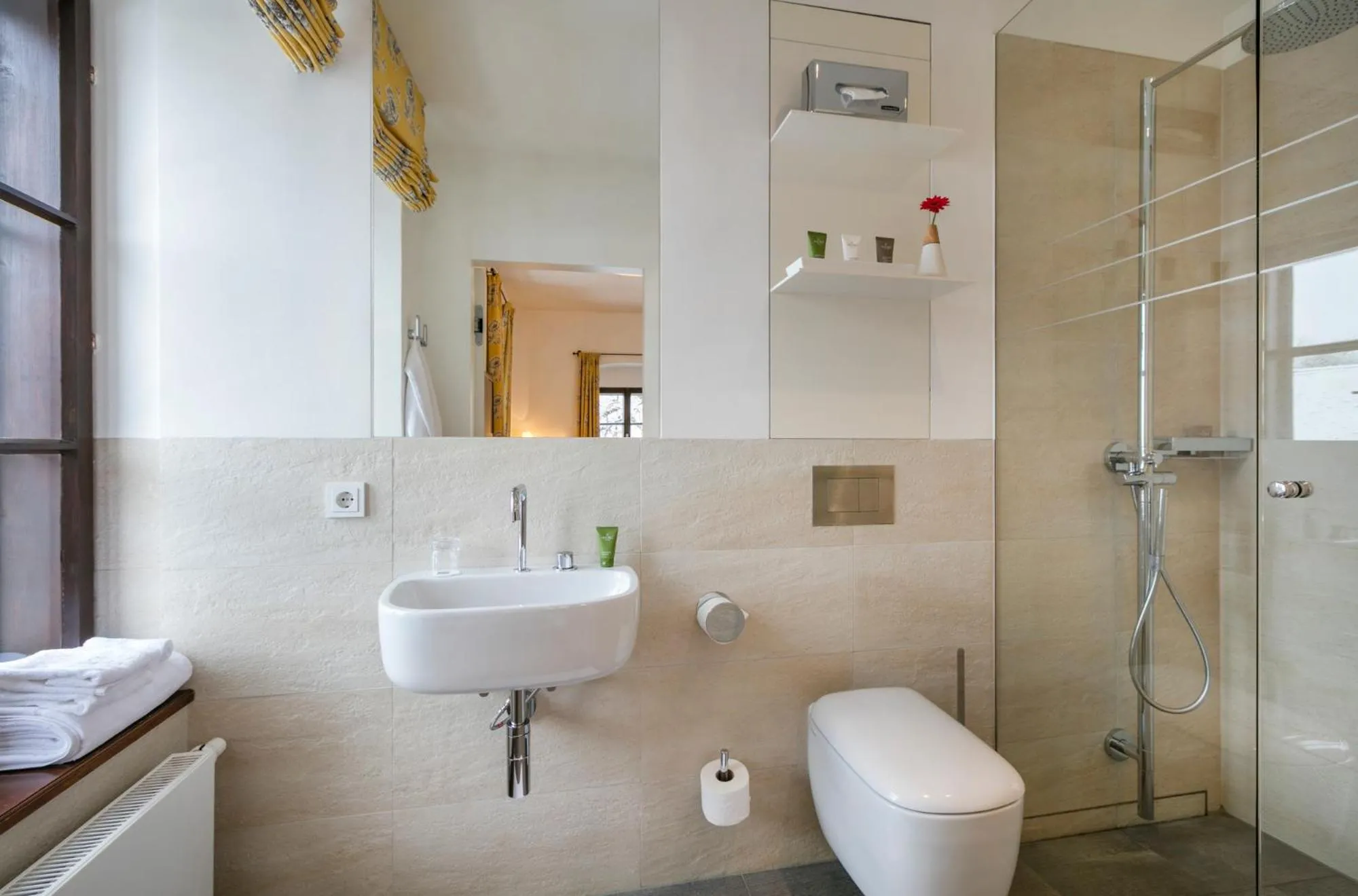 Bathroom in TAUROA G'Schlössl Murtal