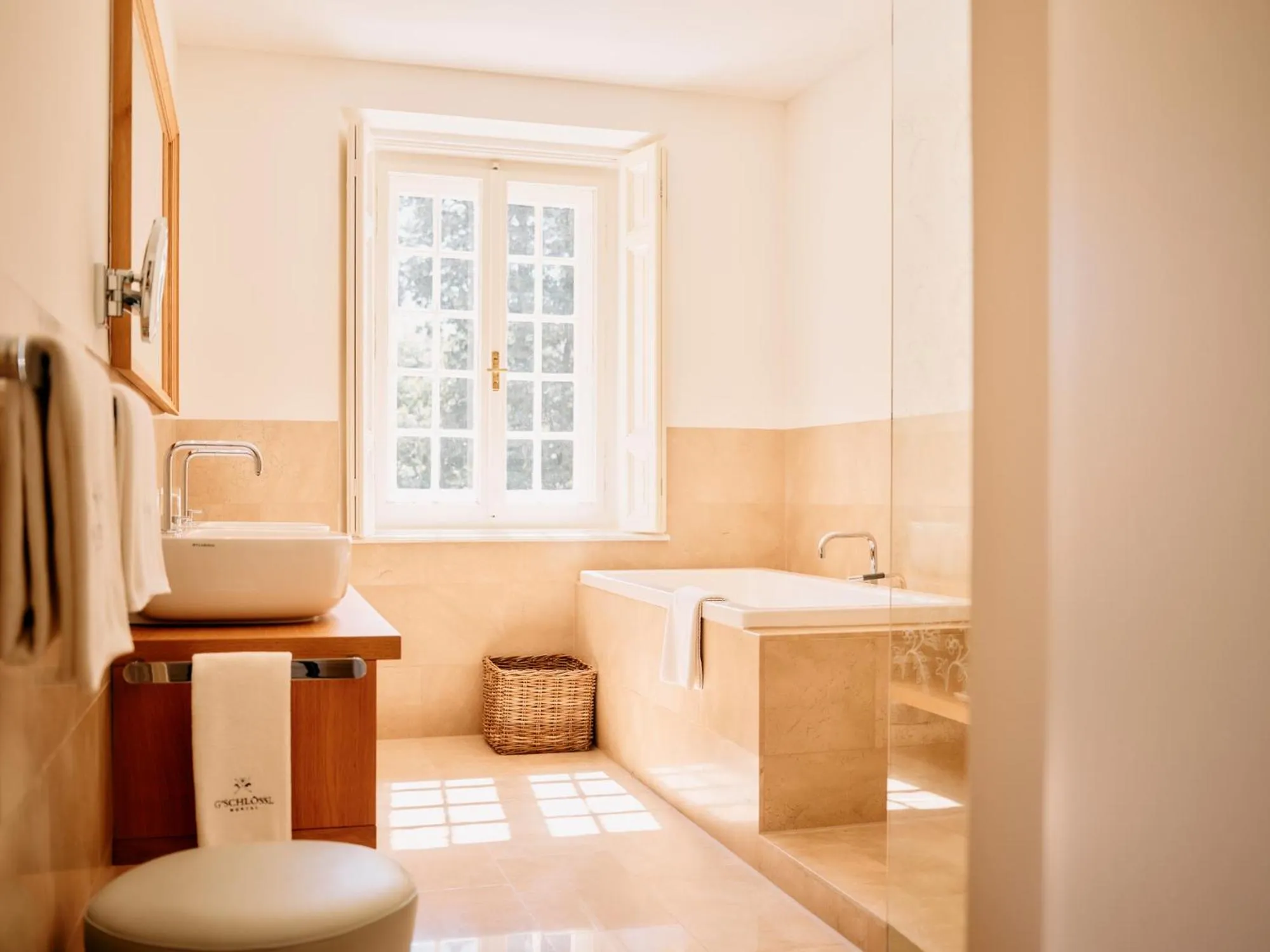 Bathroom in TAUROA G'Schlössl Murtal