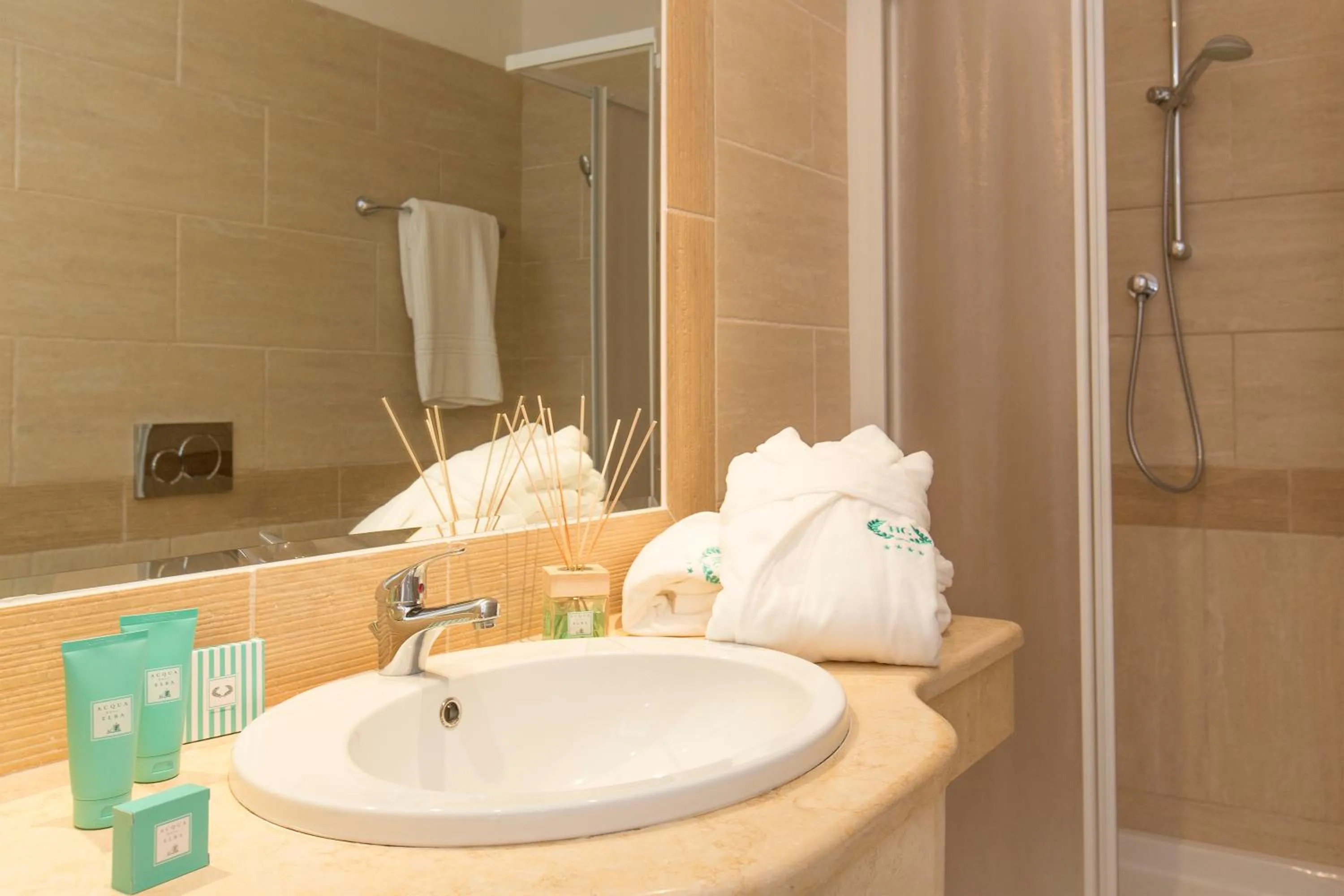 Bathroom in Hotel Del Golfo