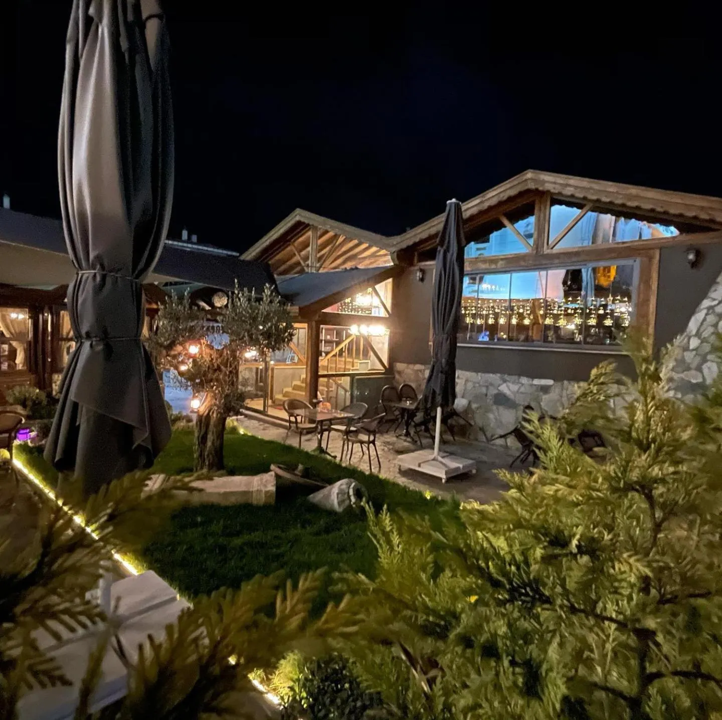 Garden in AKCAKOCA EFTELYA OTEl