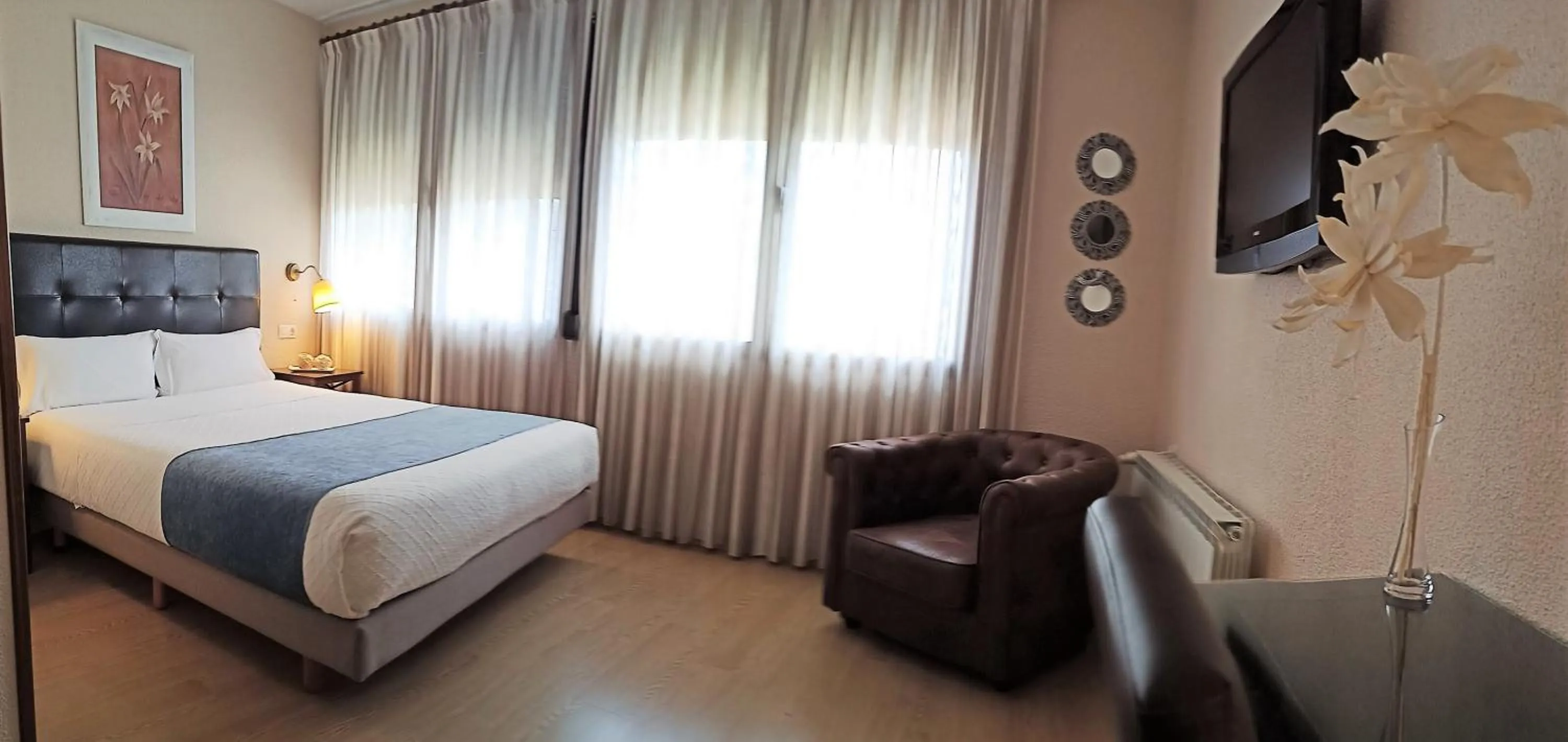 Photo of the whole room, Bed in Hostal Rural Moratín