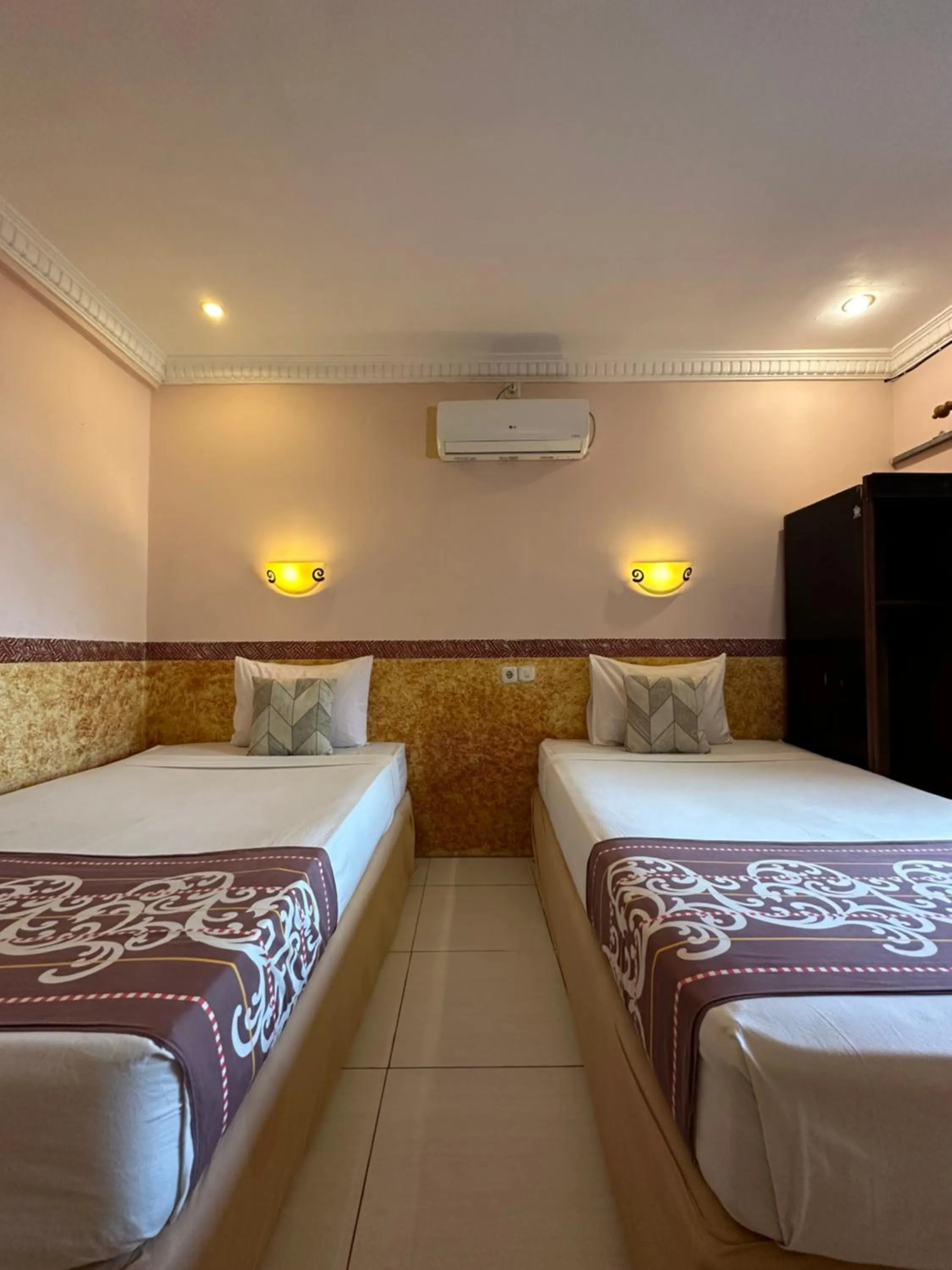 Bed in James Bungalow