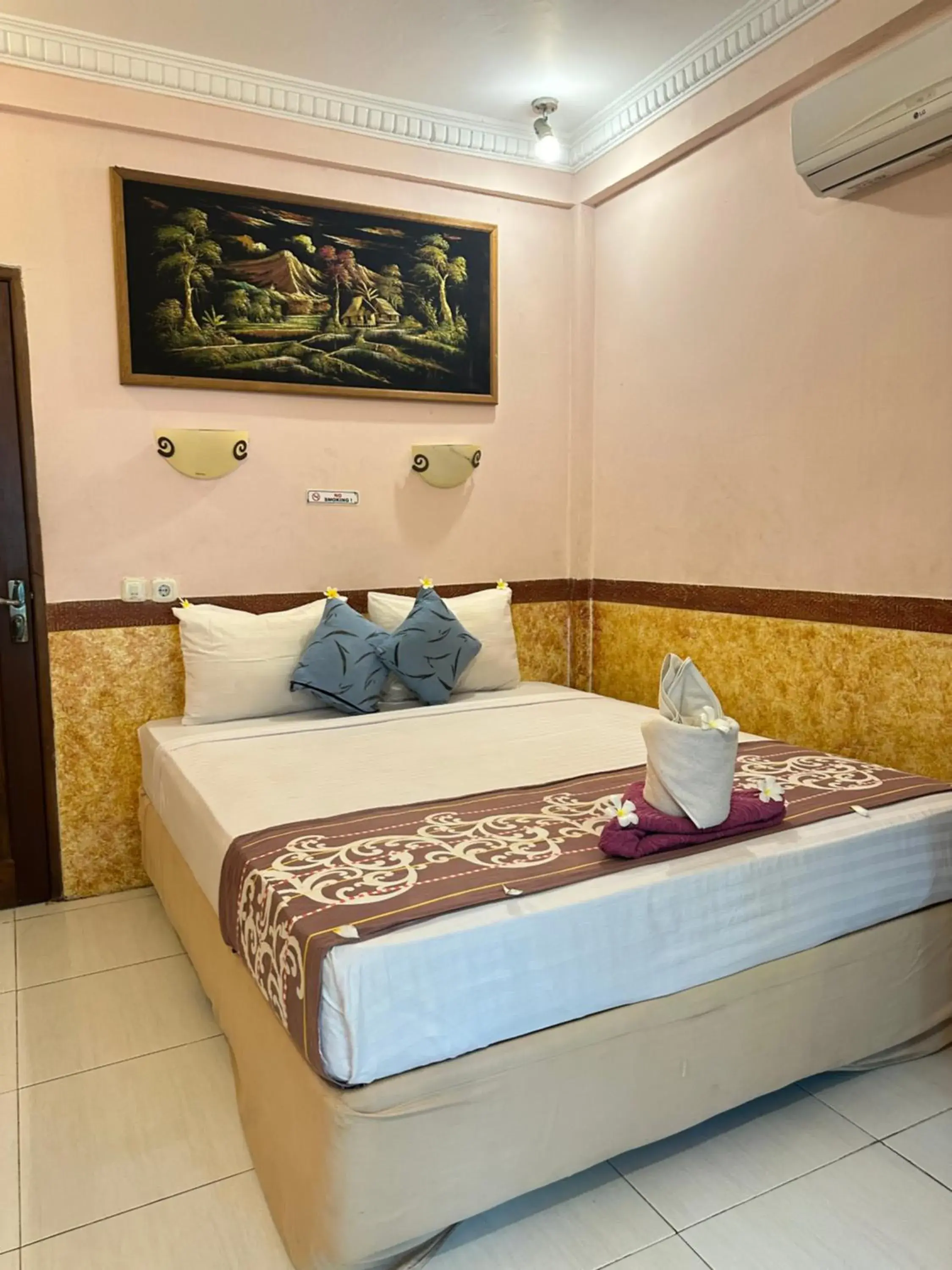 Deluxe Room in James Bungalow Deluxe Room in James Bungalow