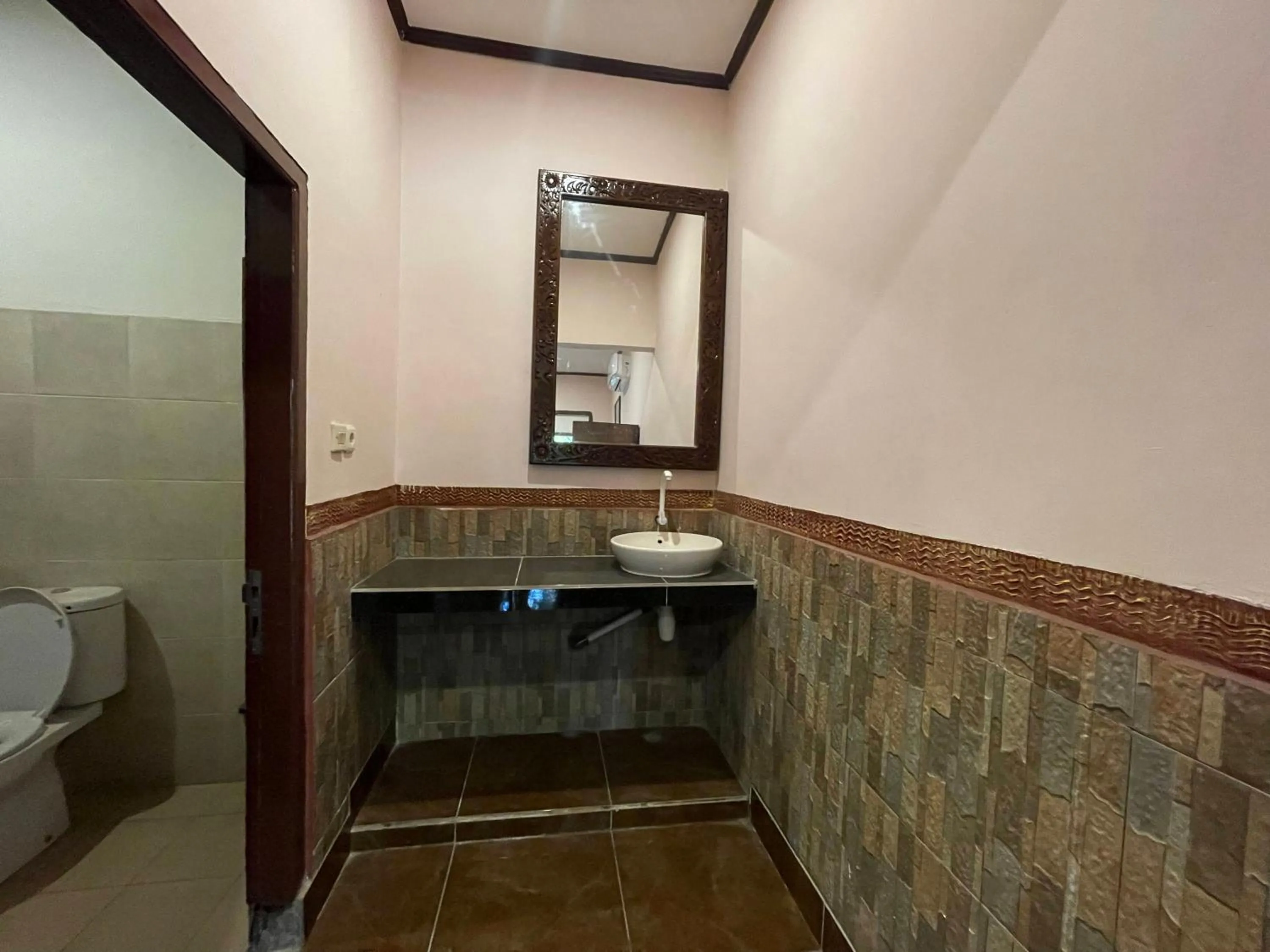 Bathroom in James Bungalow