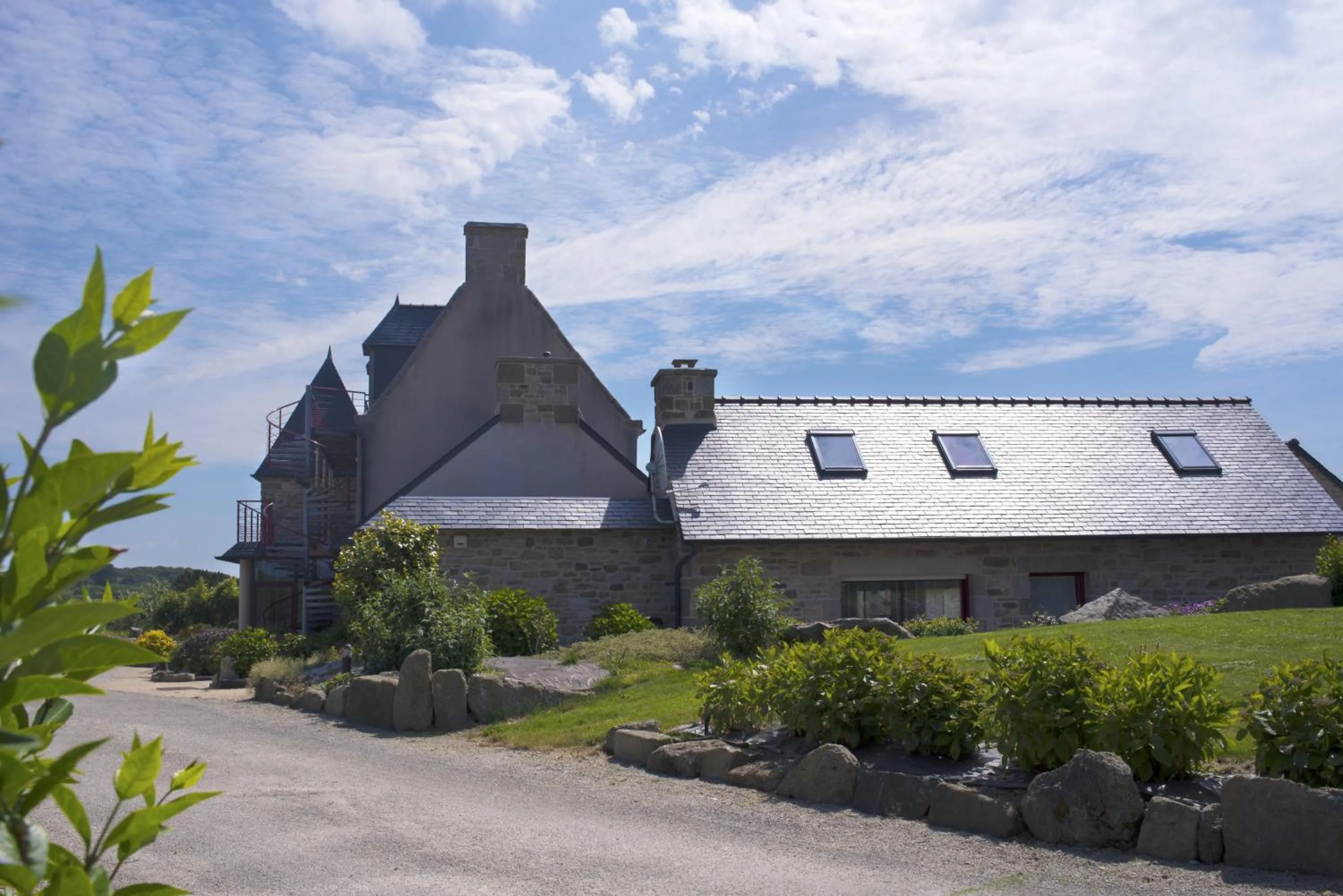 Facade/entrance in Domaine de Kerzuat