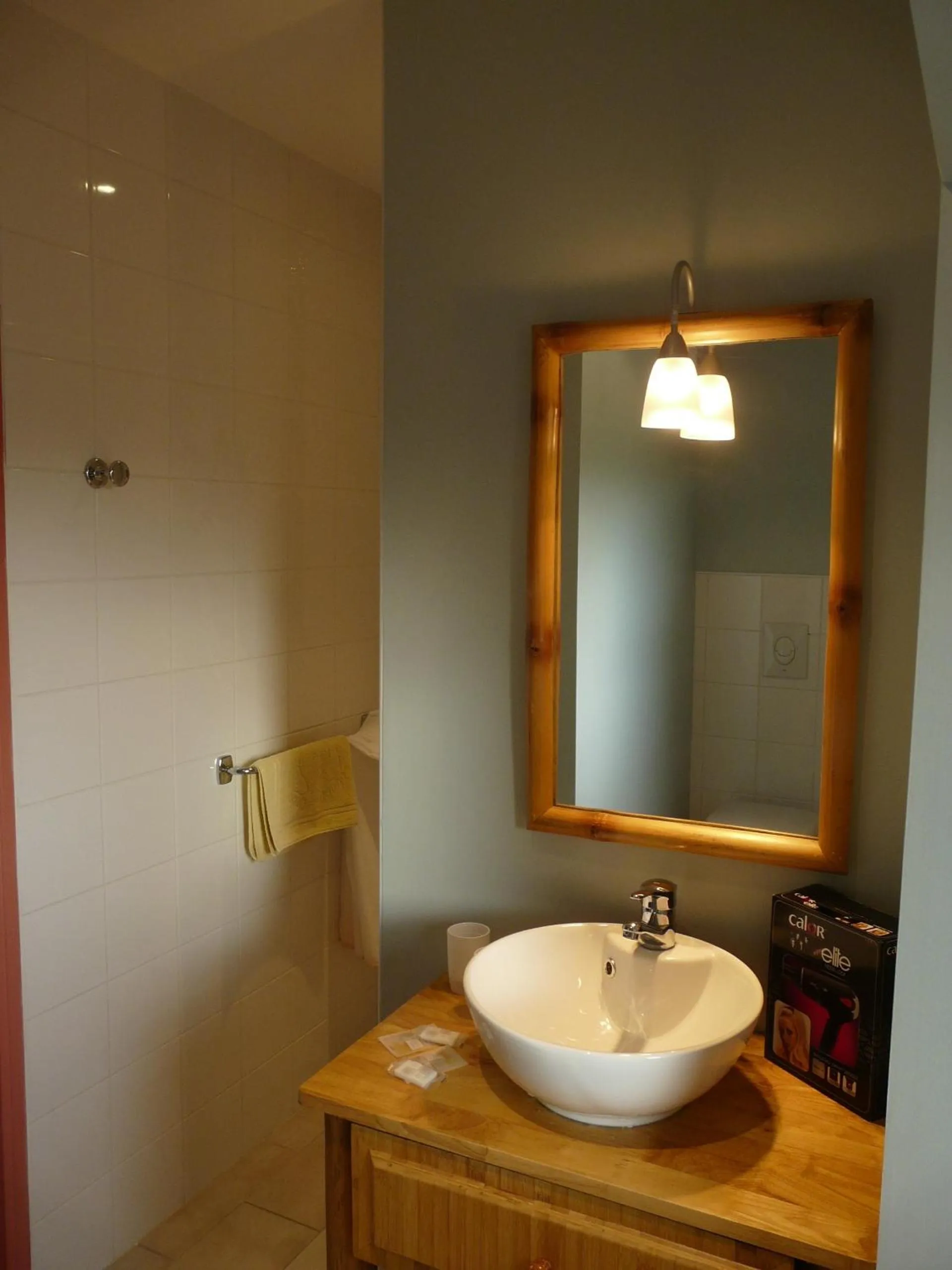 Bathroom in Domaine de Kerzuat