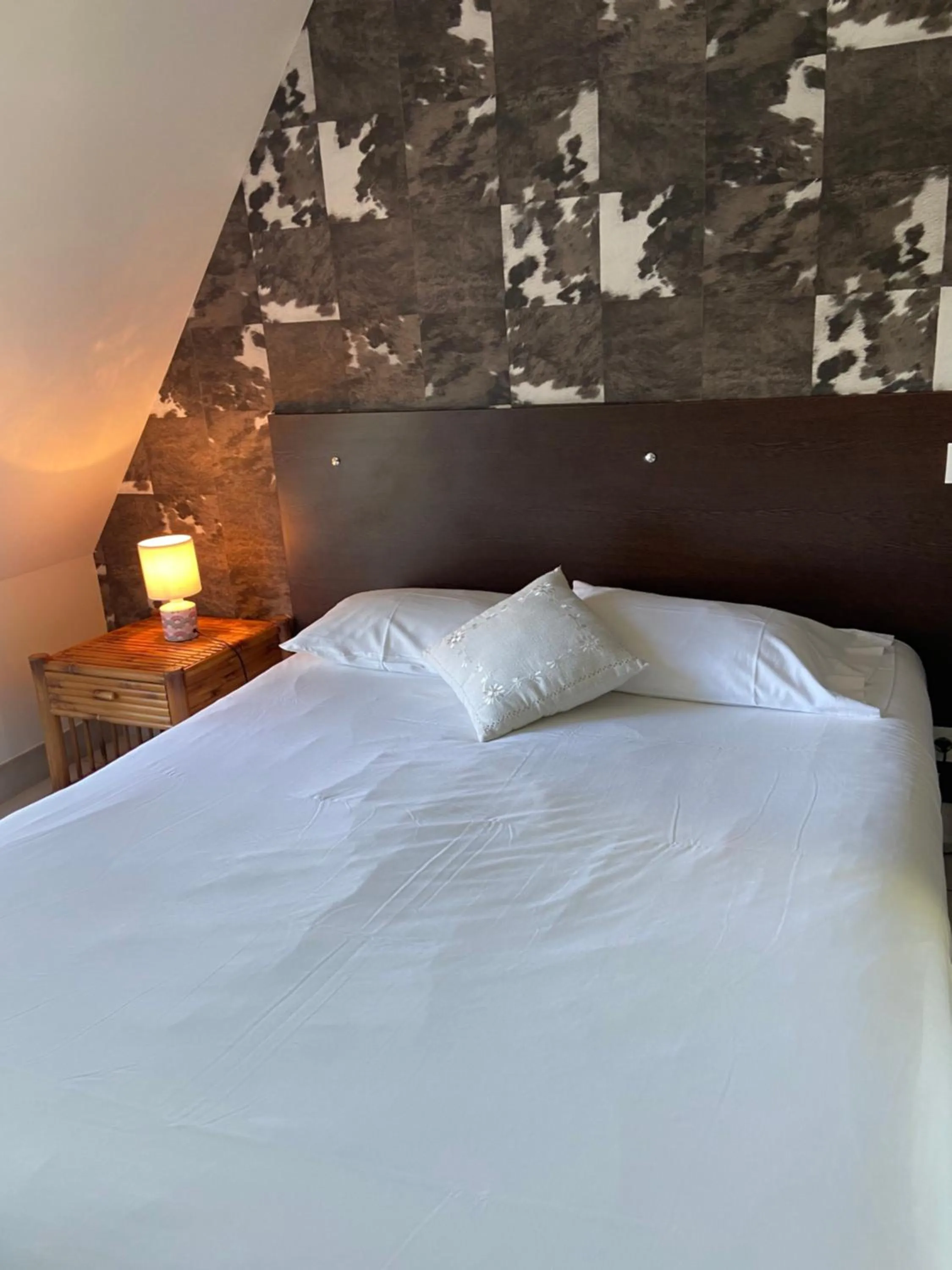 Bedroom, Bed in Domaine de Kerzuat