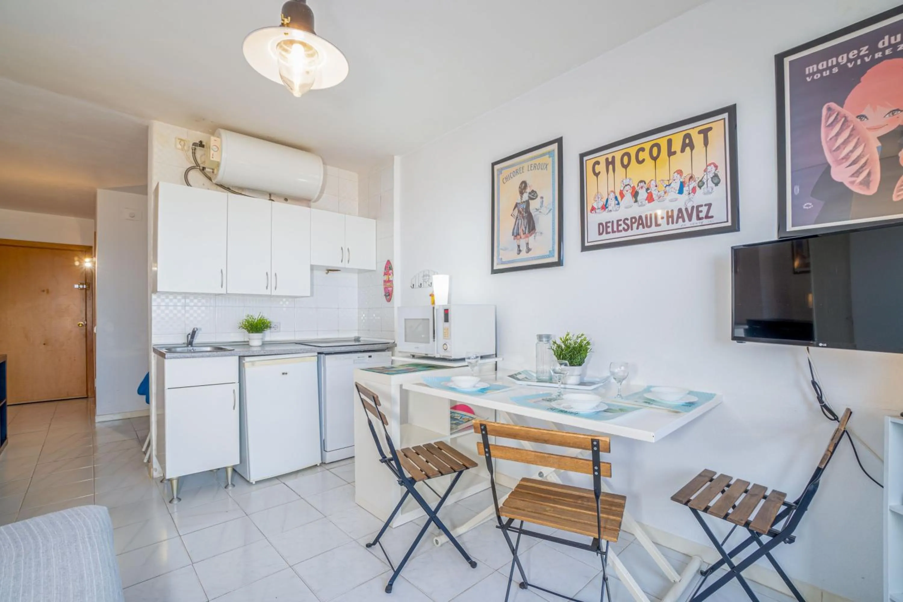 Kitchen or kitchenette in Basic Comfort Studio Miami 7º 0111