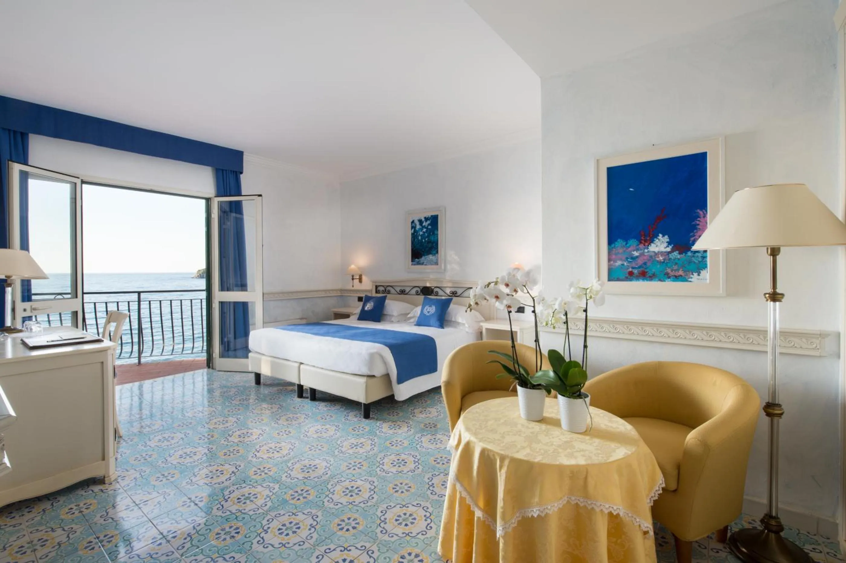 Photo of the whole room, Bed in Hotel Hermitage