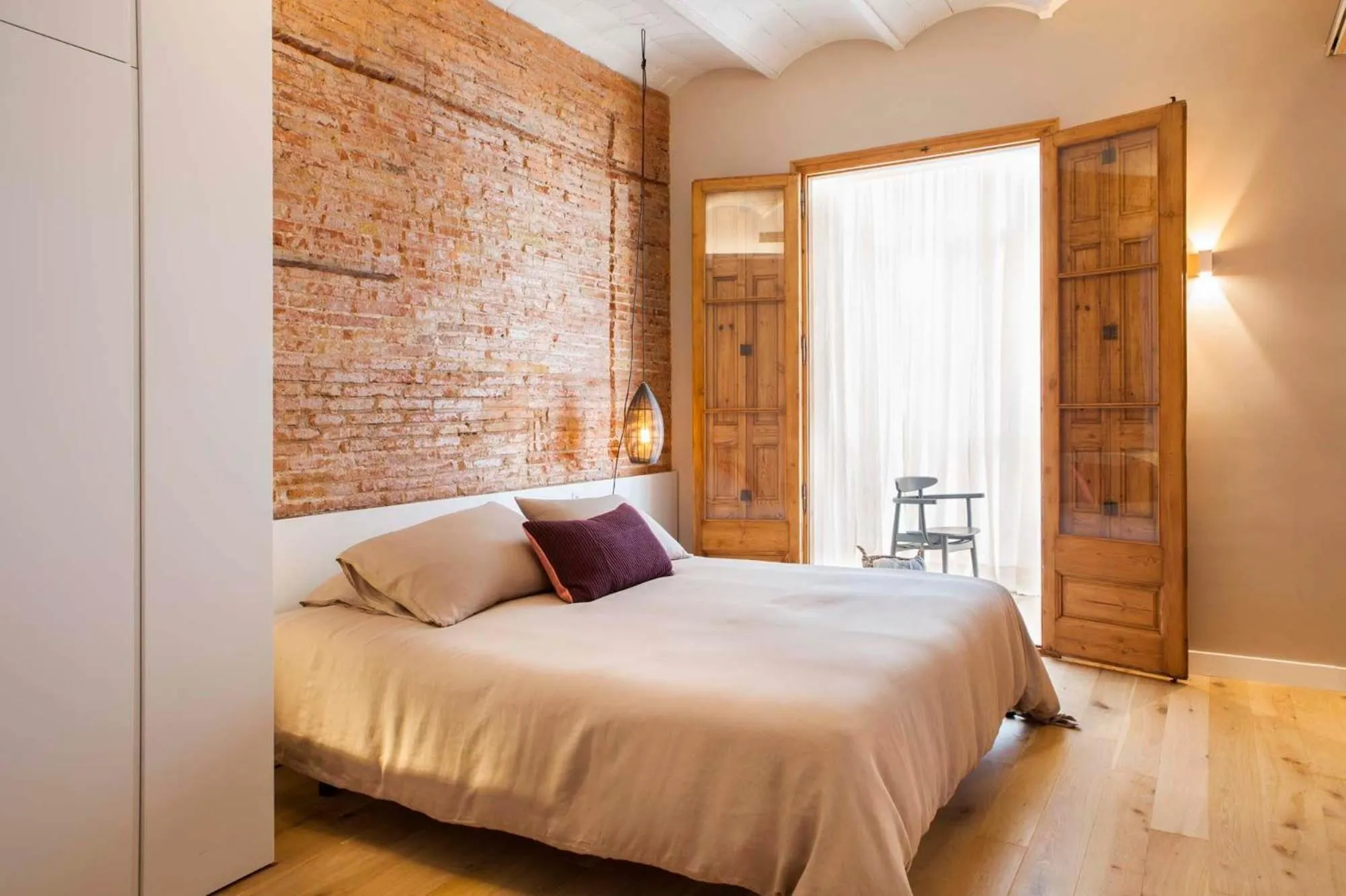 Bed in DestinationBCN Universitat Apartments