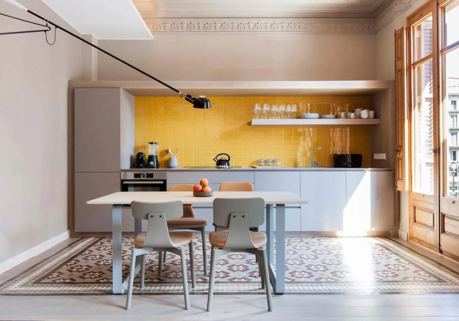 DestinationBCN Universitat Apartments