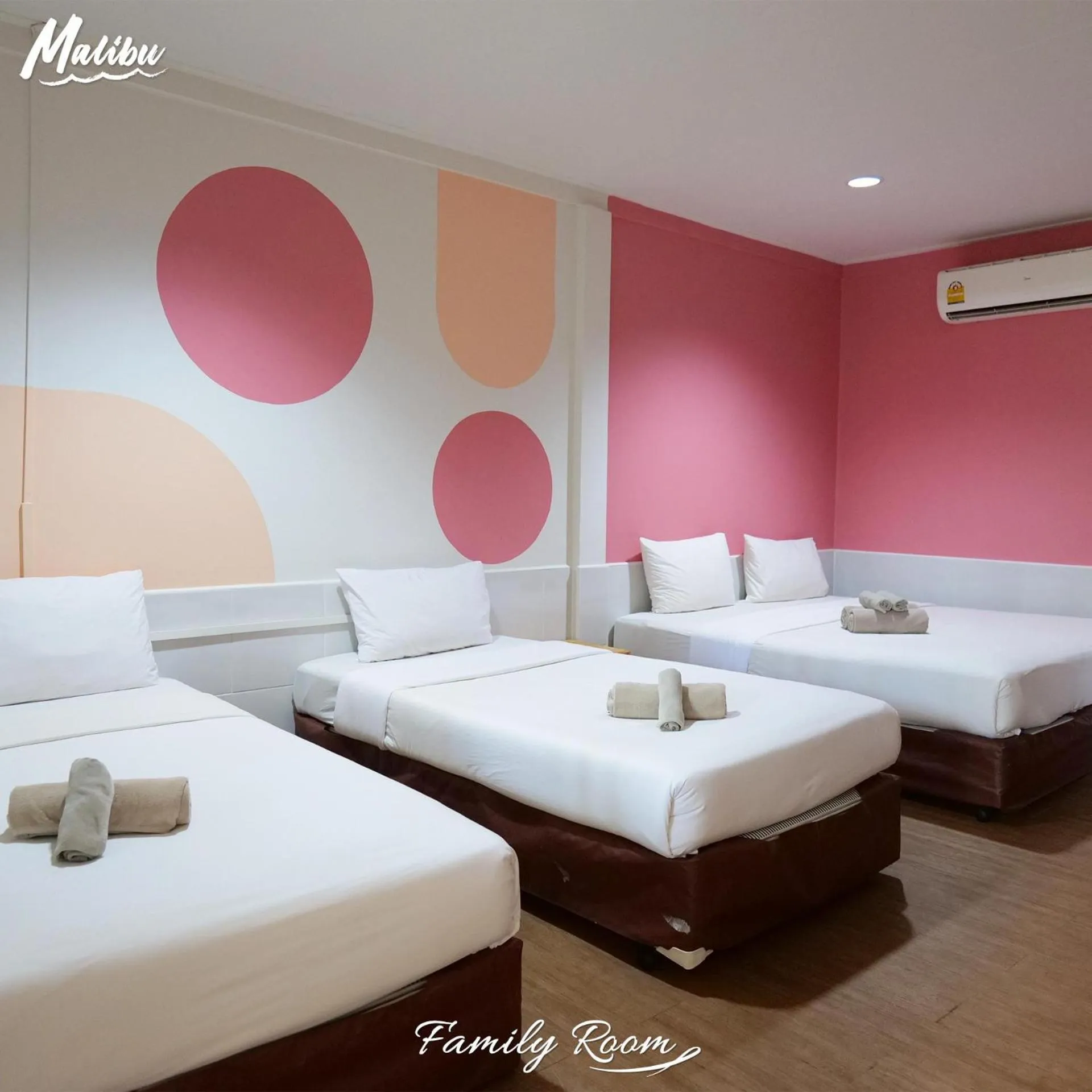 Bed in Malibu Samed Resort