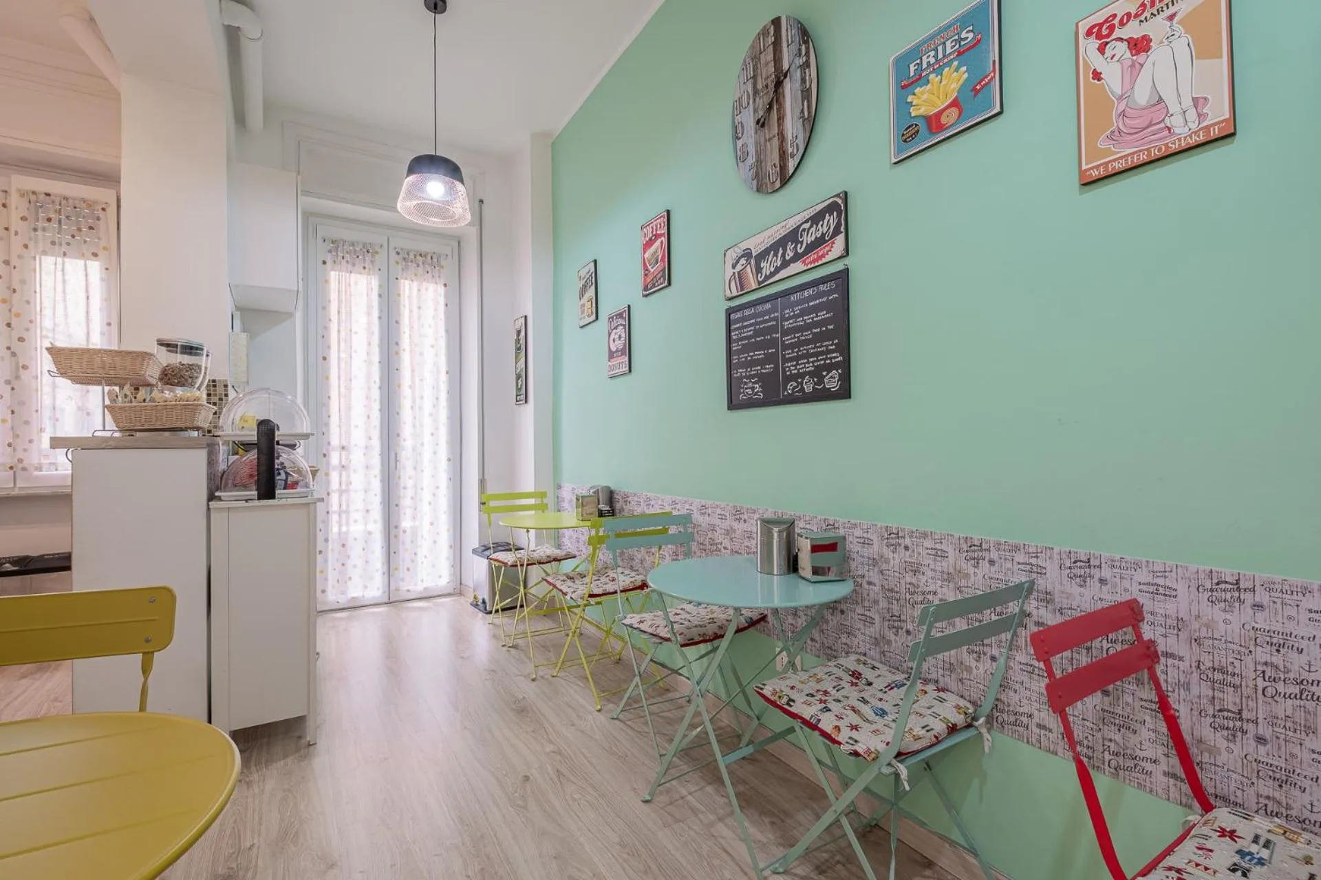 Damiani & Sister Guesthouse