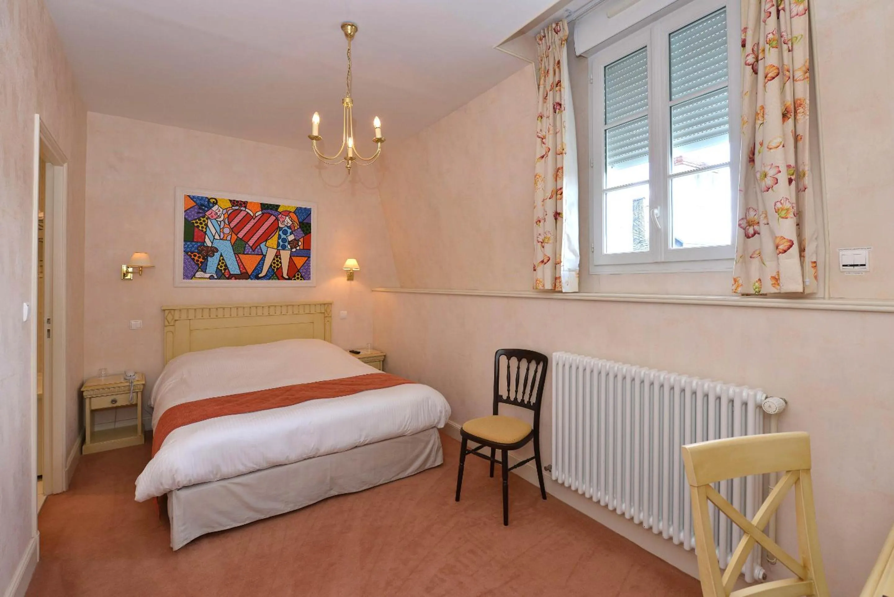 Bedroom, Bed in Hotel Castel Jeanson