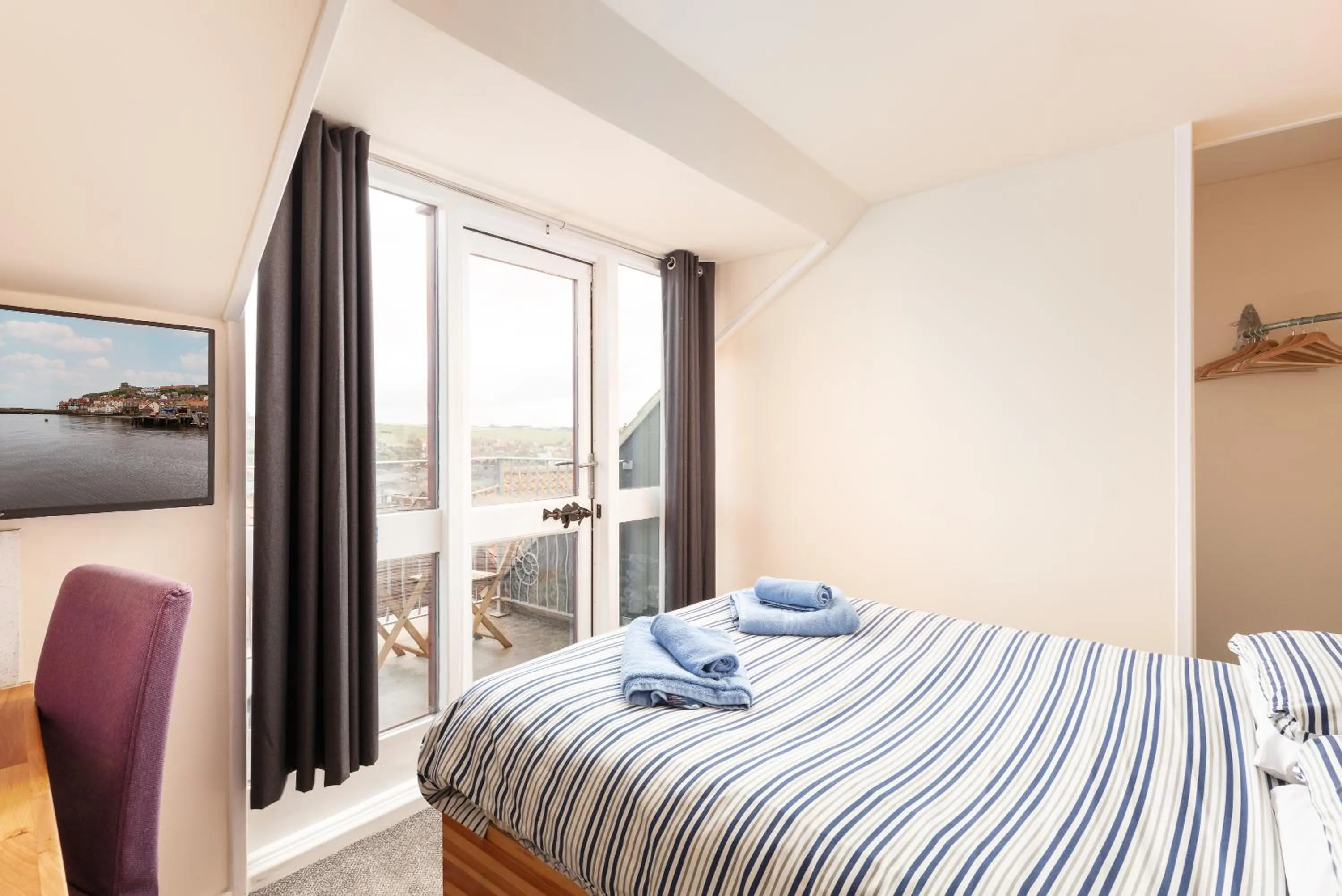 Bed in Silver Street Suites