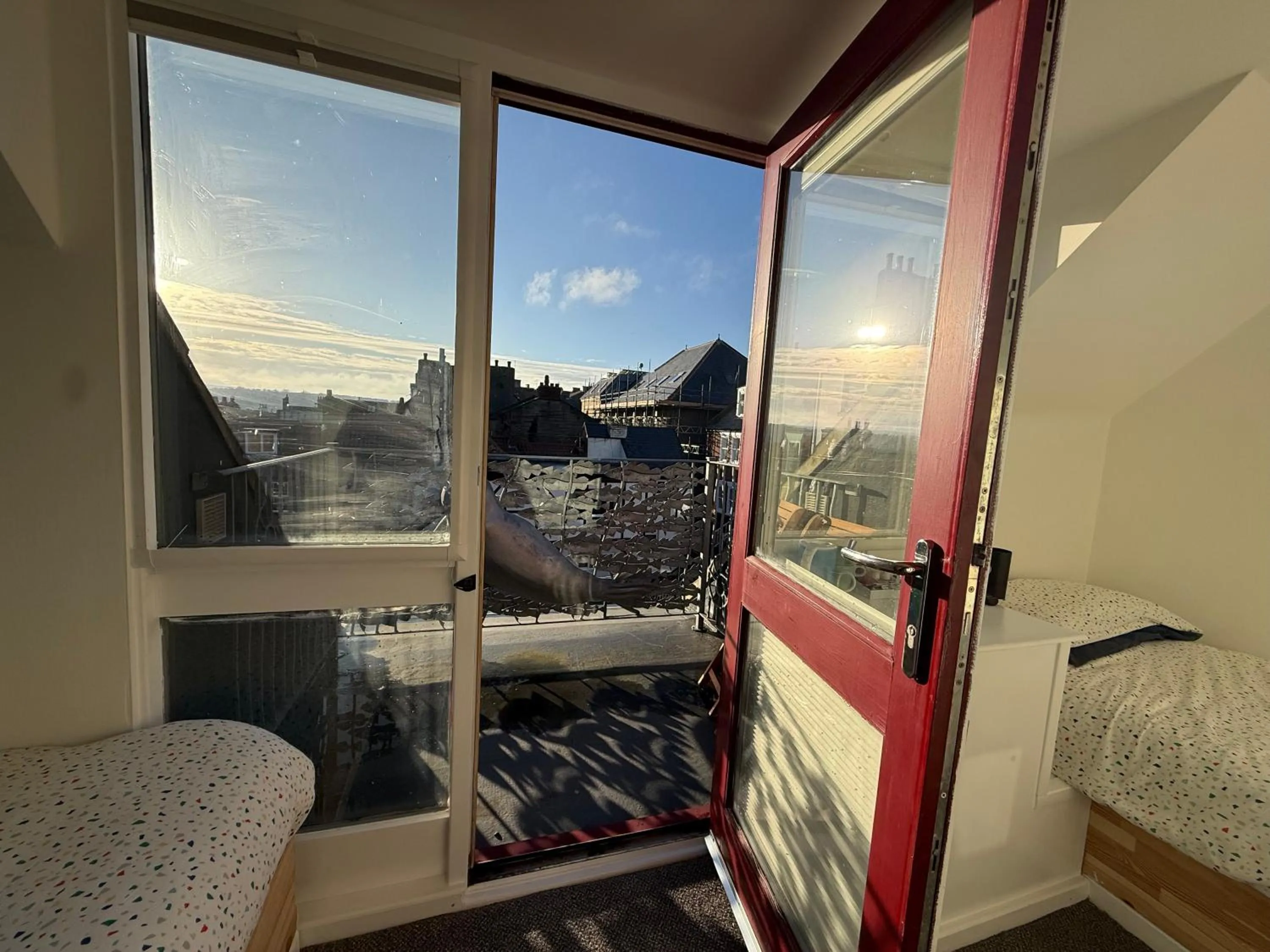 Balcony/Terrace, Bed in Silver Street Suites
