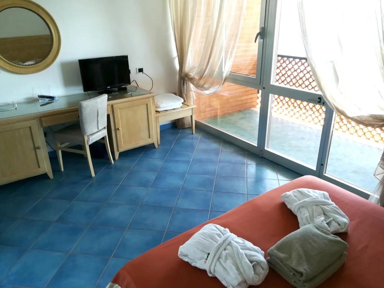 Bedroom, Bed in JR Resort Elba International