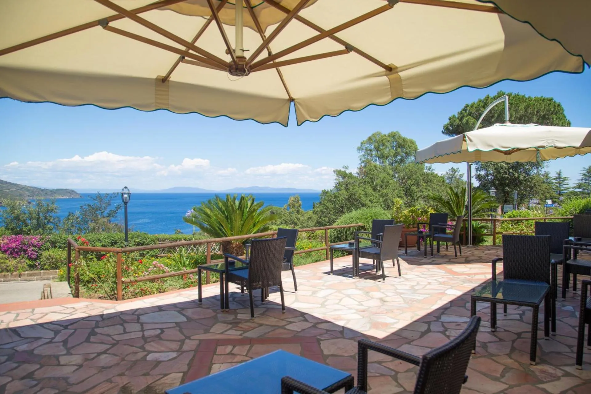 Patio in TH Capoliveri - Grand Hotel Elba International