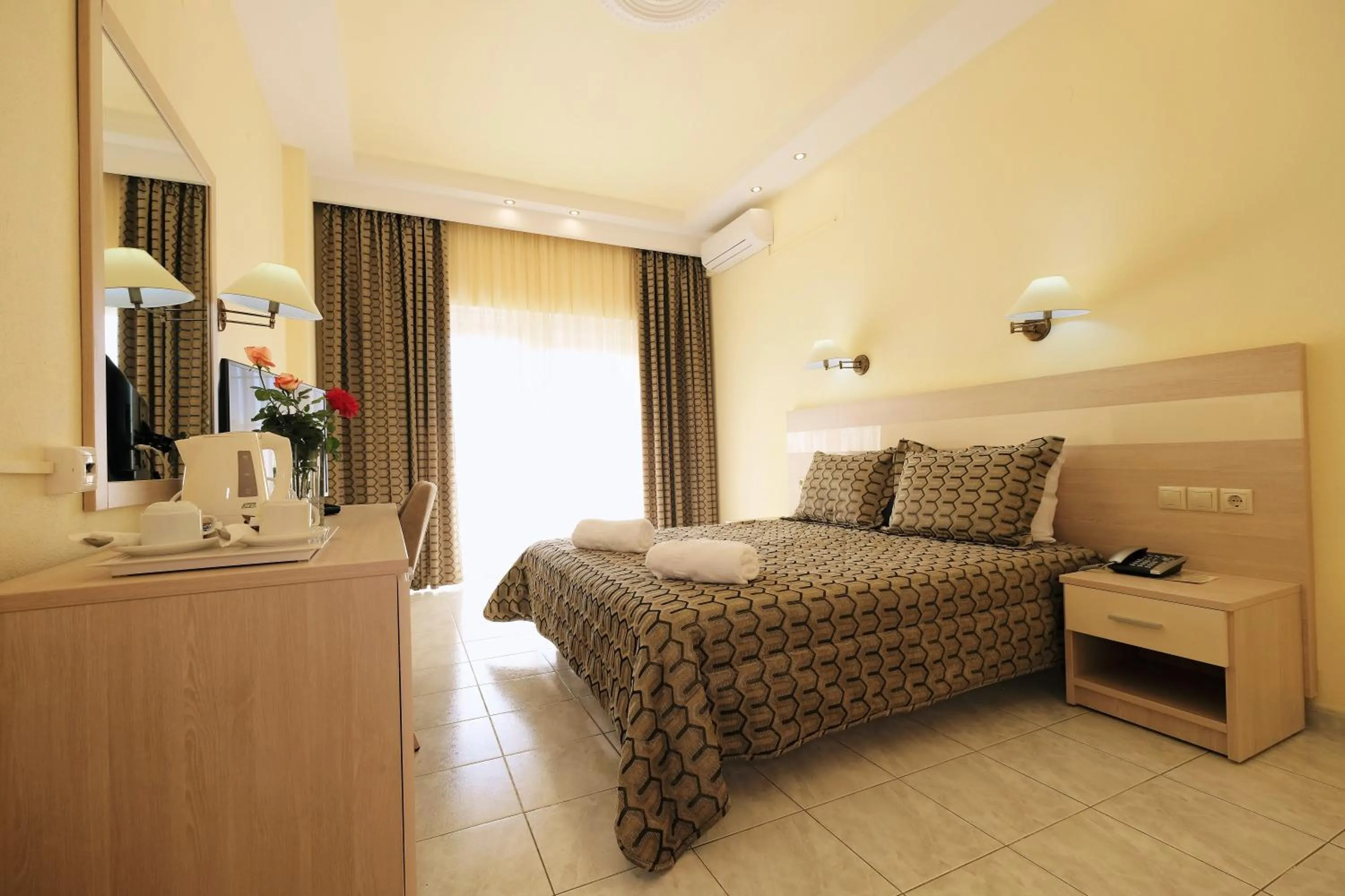 Bed in Hotel Diamantidis