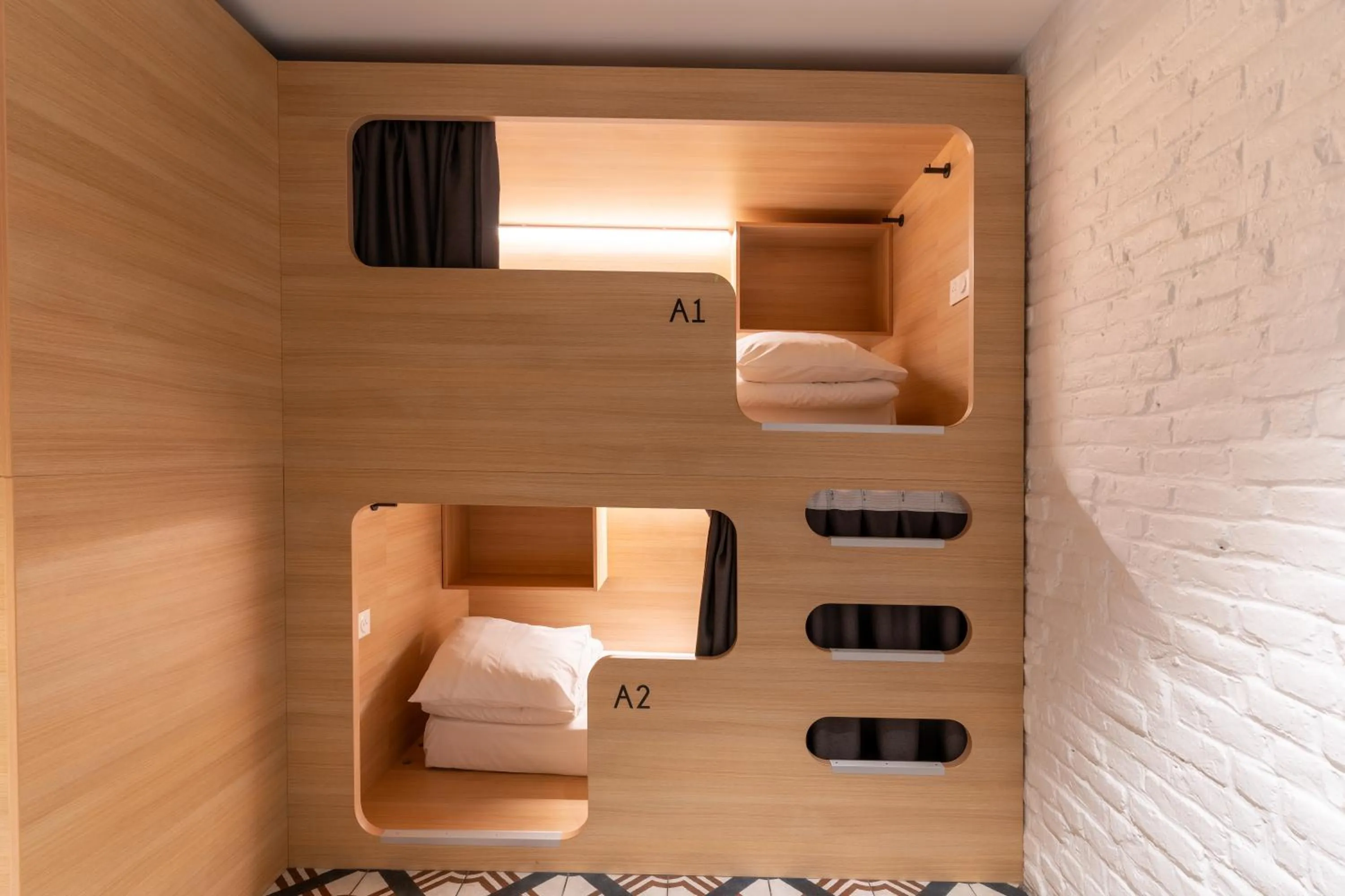 bunk bed, Bed in CALM Appart' & Hostel