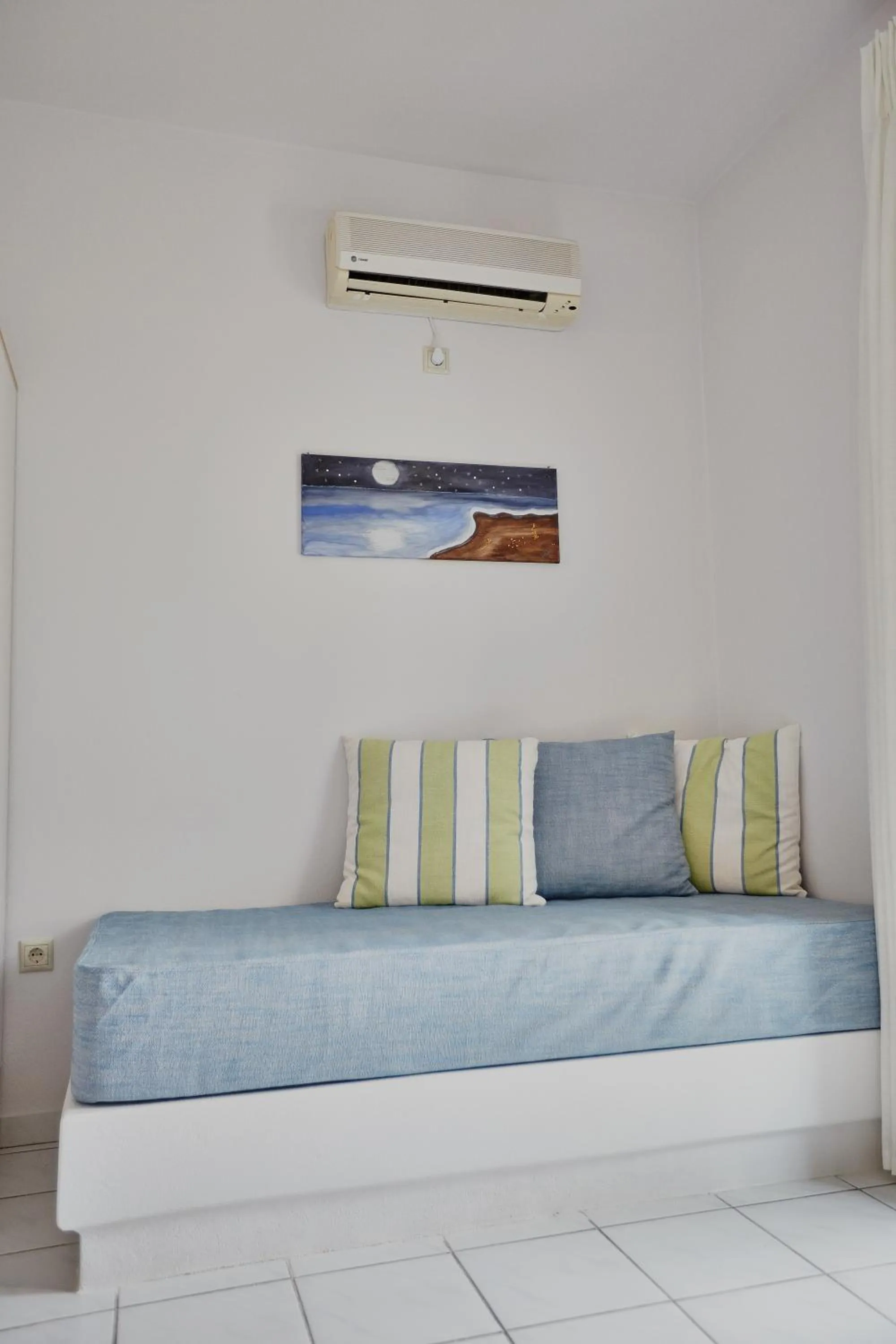 Bed in Irene Studios