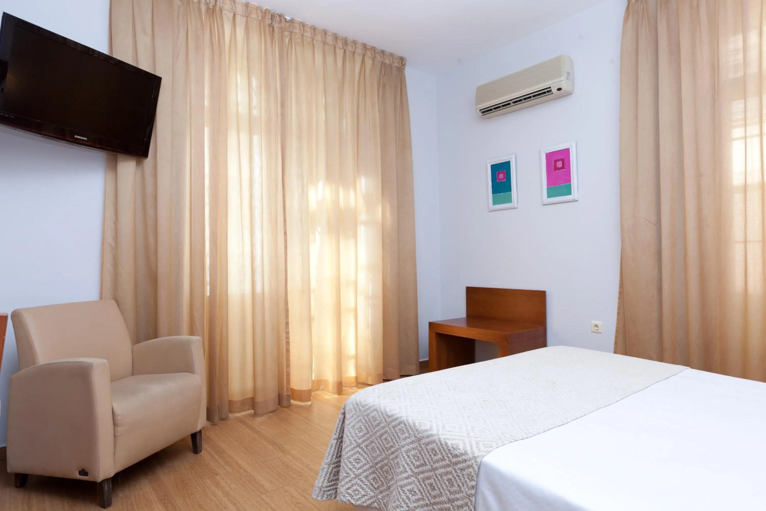 Decorative detail, TV/Entertainment Center in Venecia