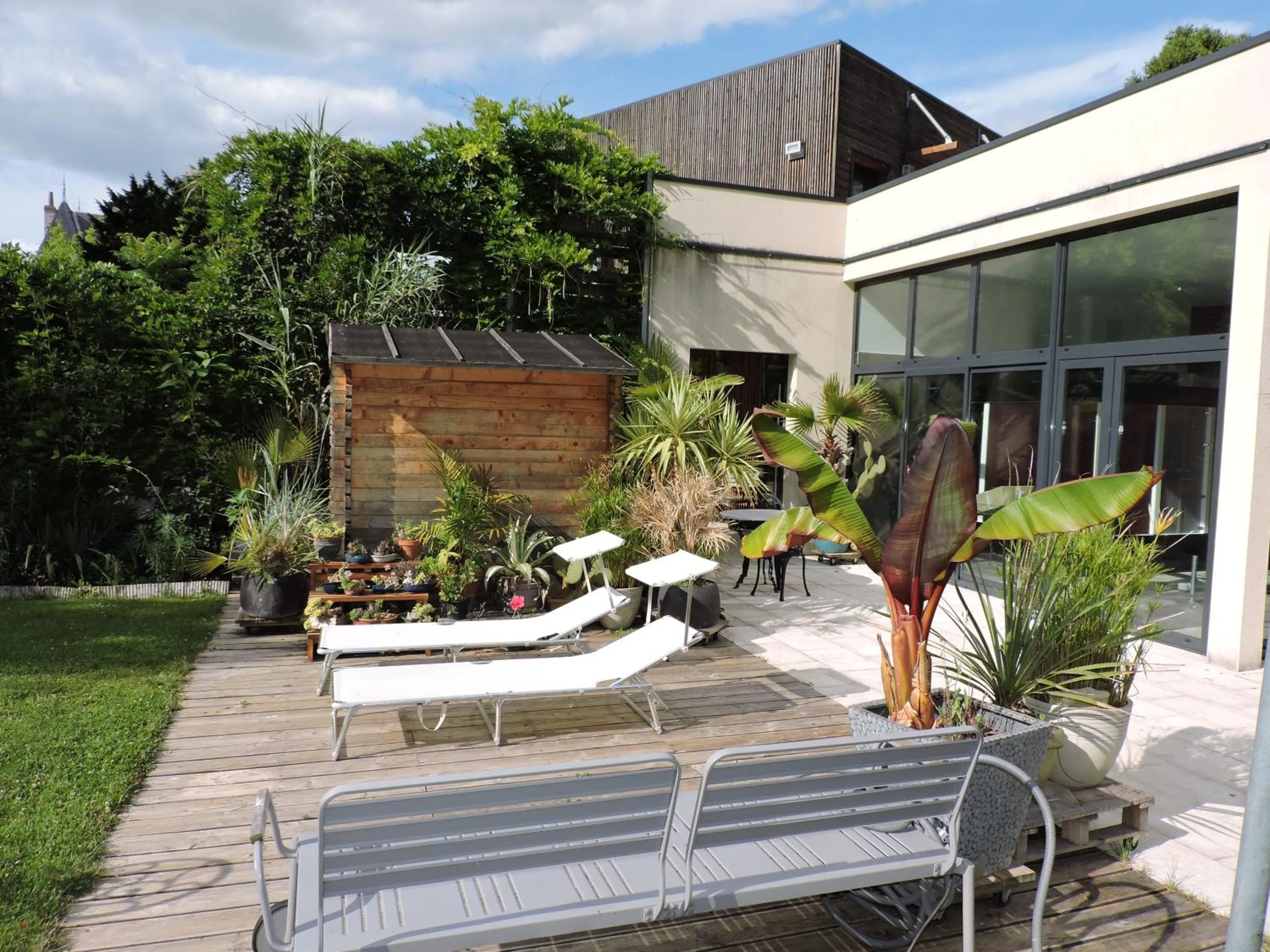 Garden in La Gourmandine