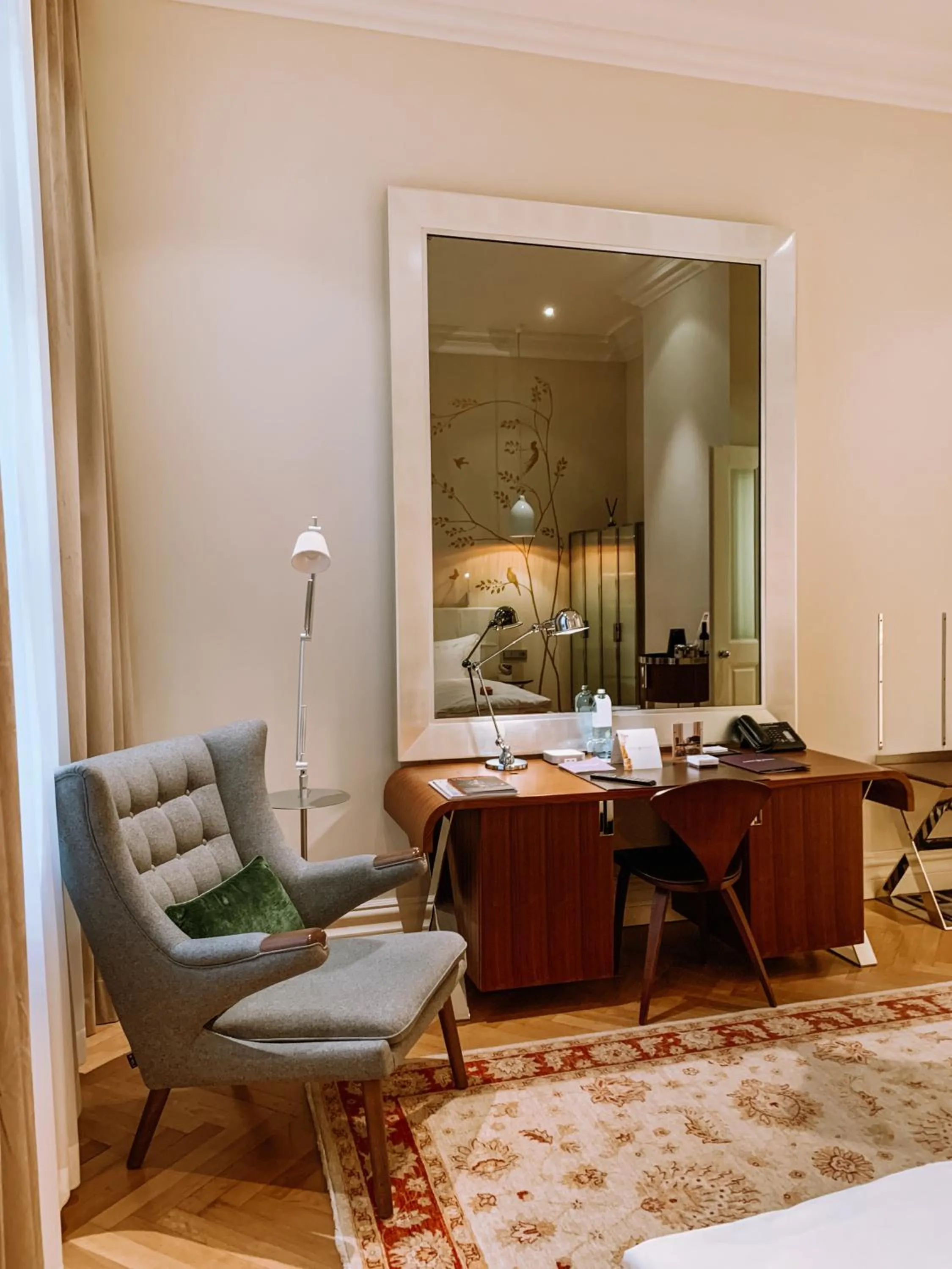 Seating area in Hotel Sans Souci, Vienna