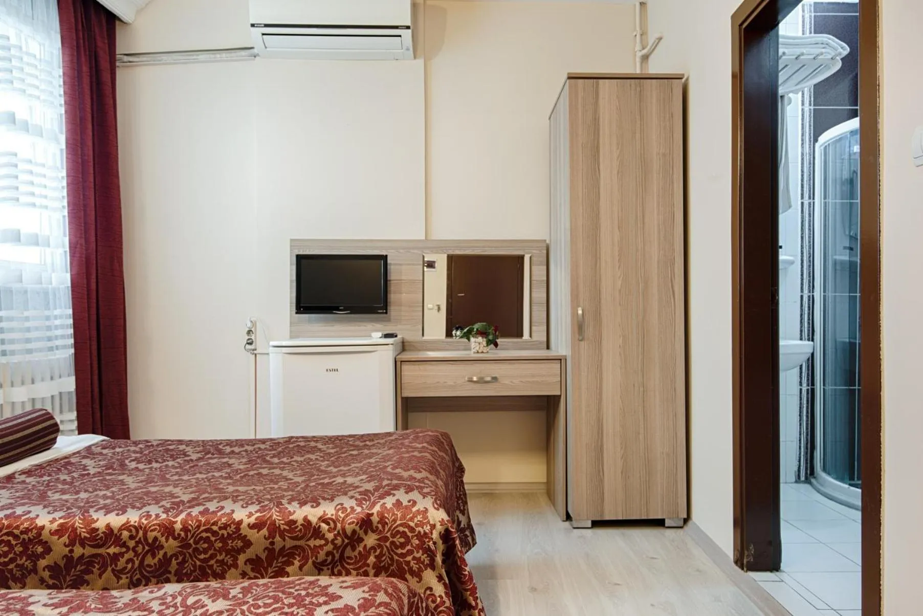 Photo of the whole room in DİNAR HOTEL