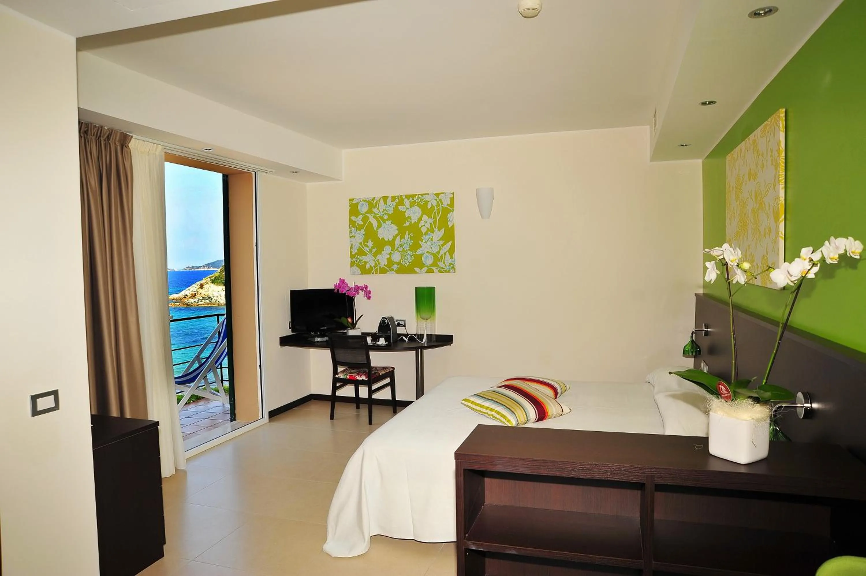 Photo of the whole room, Bed in Hotel Desiree