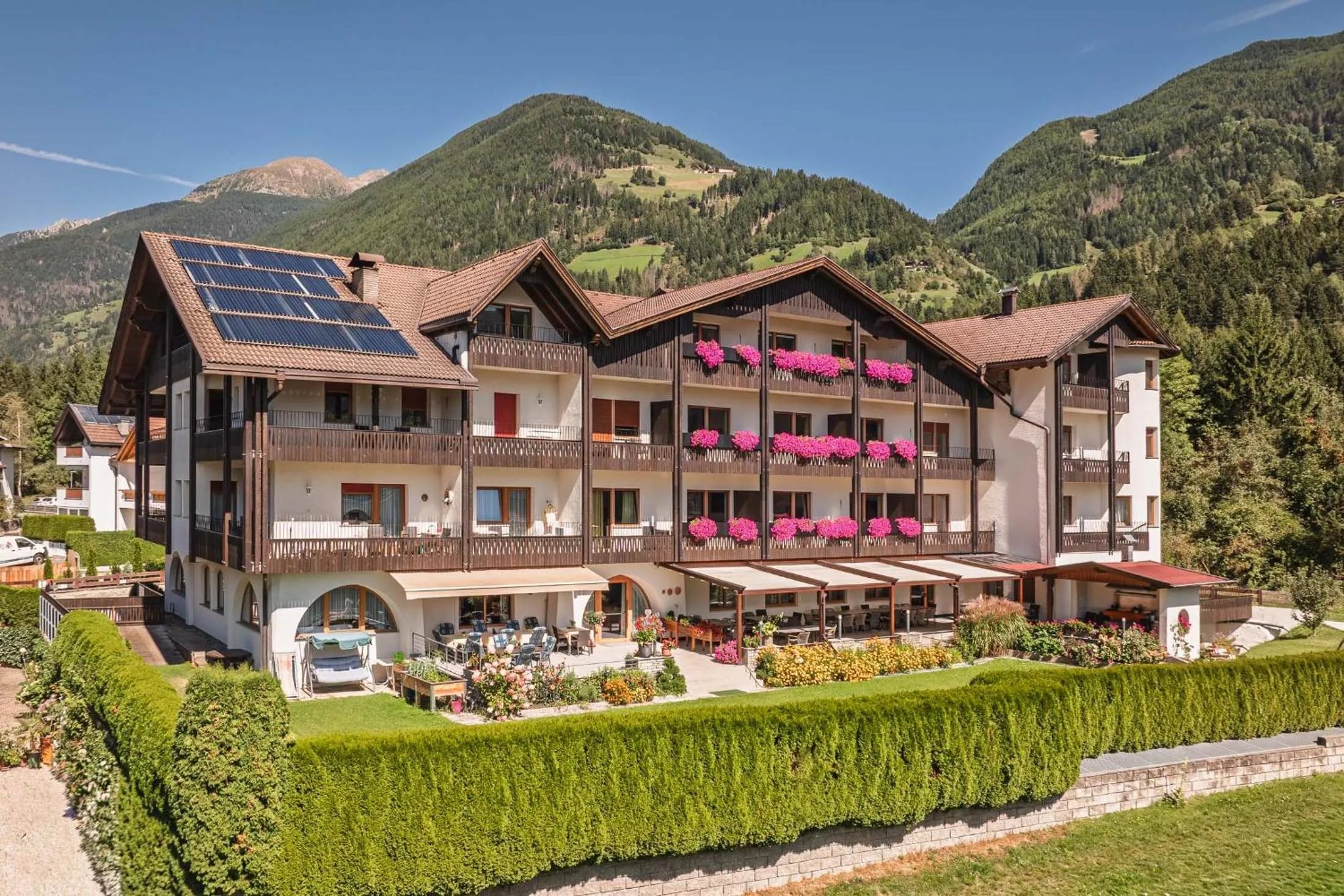 Property building in Aparthotel Panorama