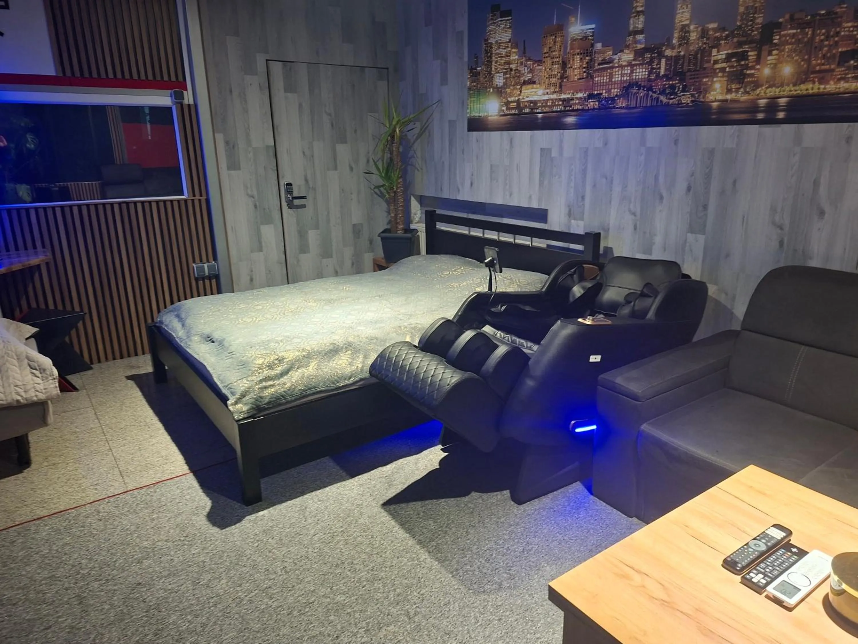 Villa Vip - pokoje,śniadanie,Apartament kinowy, Masaż