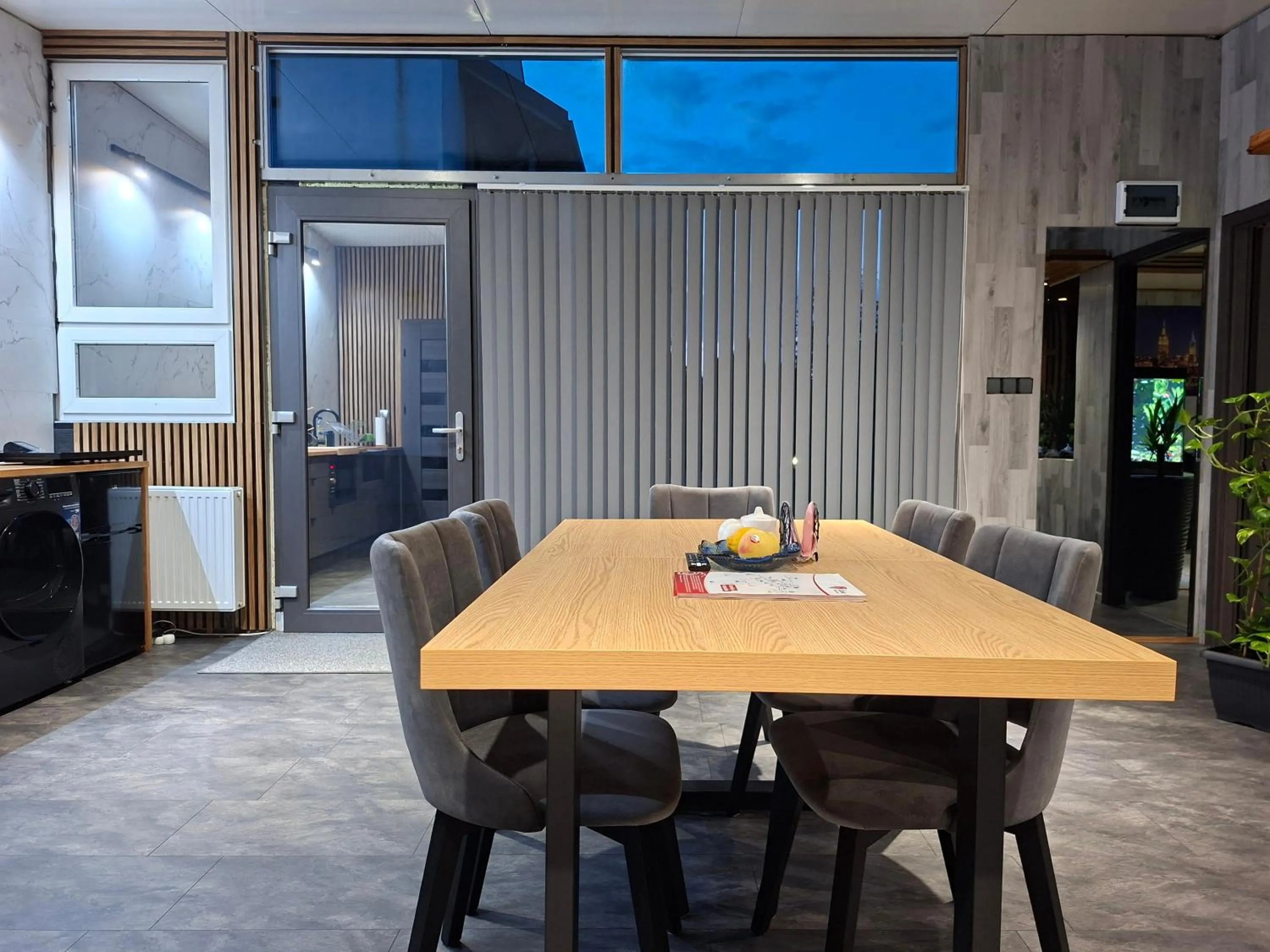 TV and multimedia in Villa Vip pokoje,śniadanie,Apartament kinowy