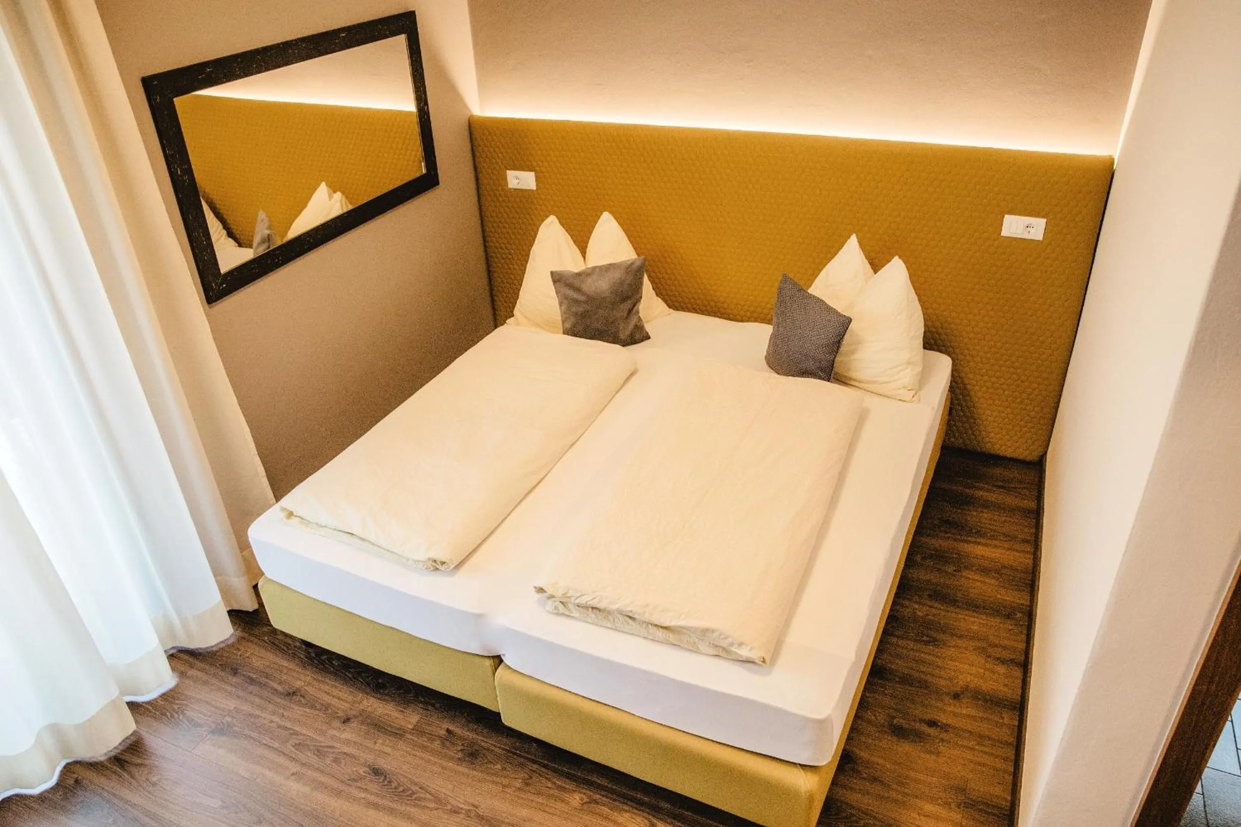 Photo of the whole room, Bed in Feldgärtenhof
