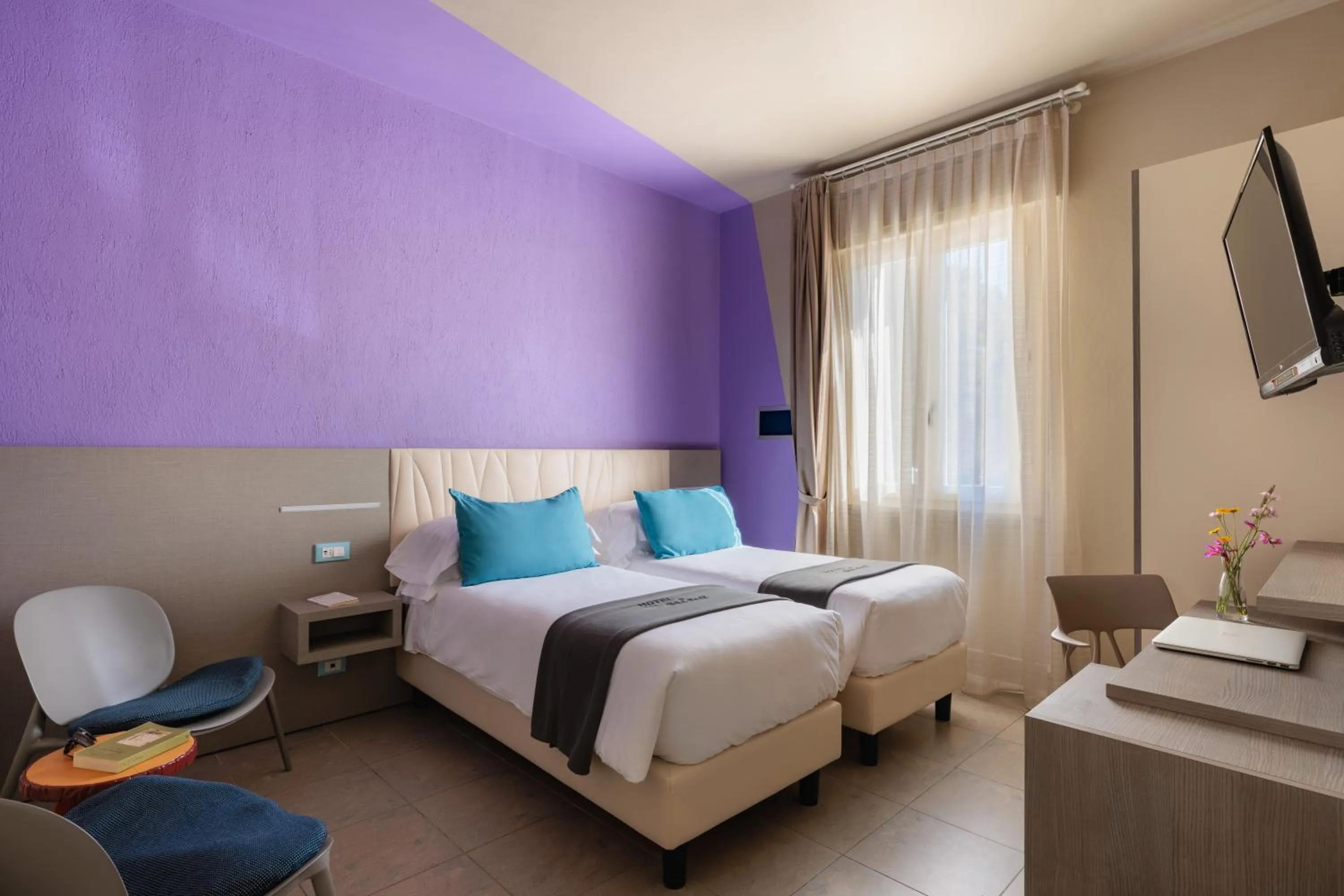 Bedroom, Bed in Hotel Nina