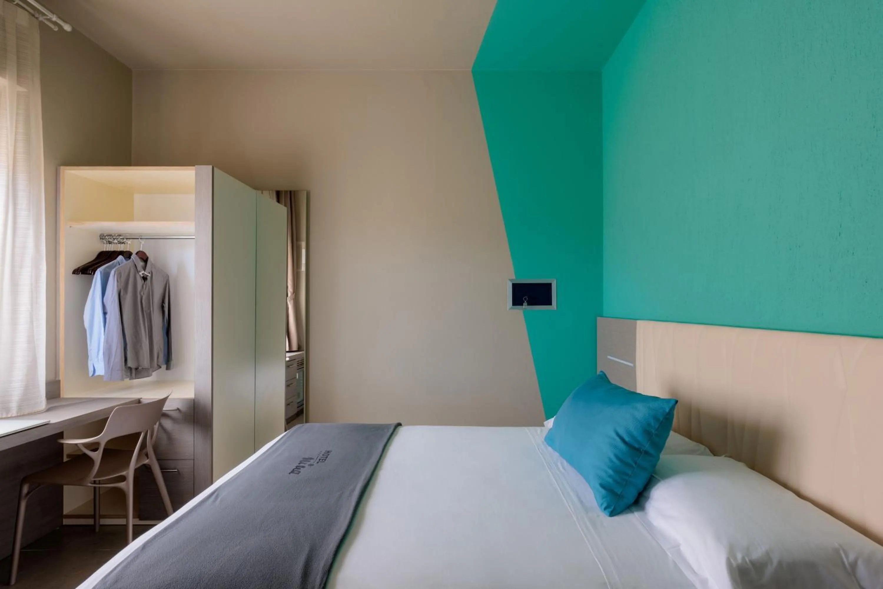 Bedroom, Bed in Hotel Nina