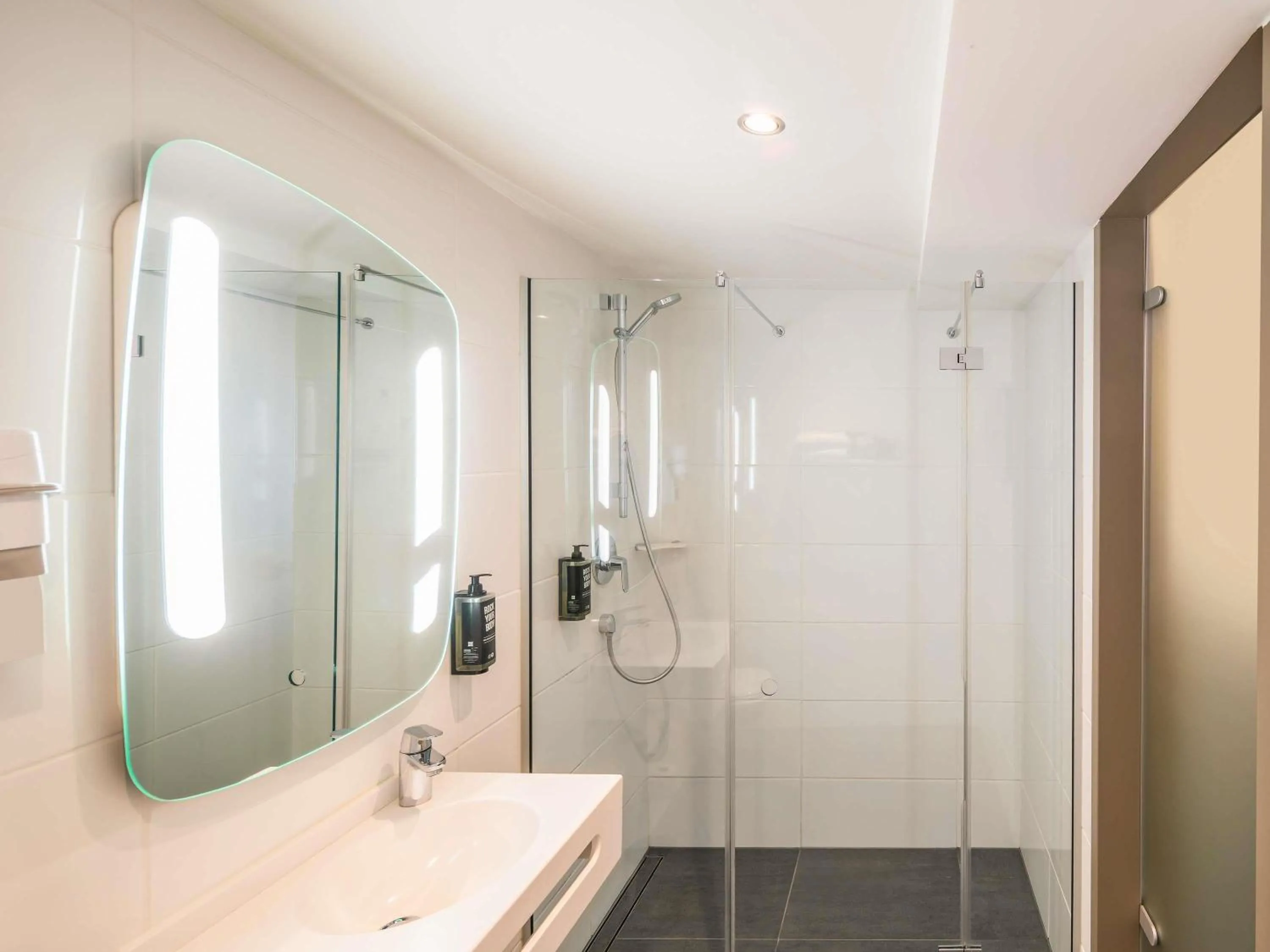 Bedroom in ibis Hotel München City