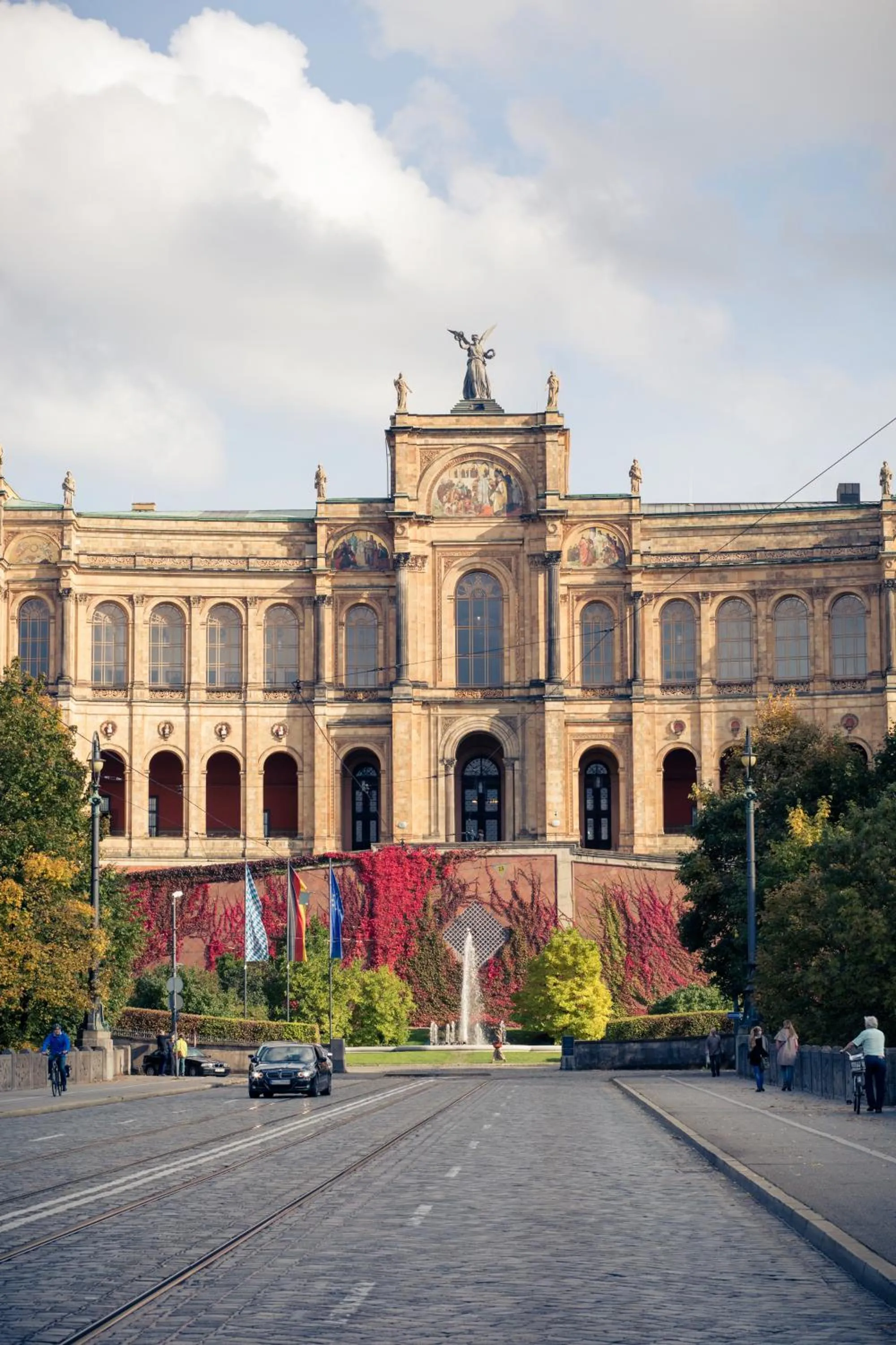 Nearby landmark in ibis Hotel München City